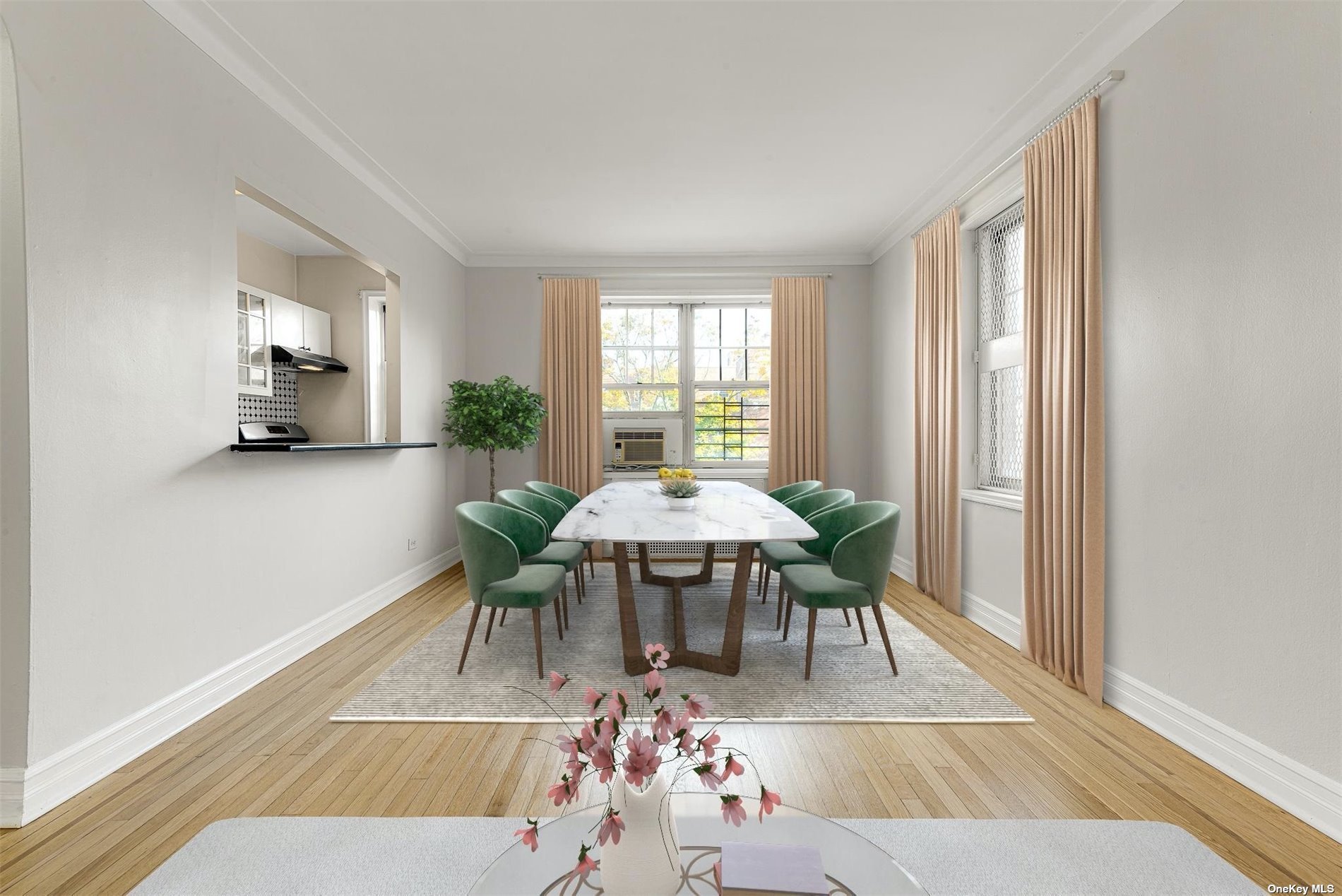 #1 photo, 77-34 113th Street, 皇后区 森林小丘 Forest Hills , NY 11375