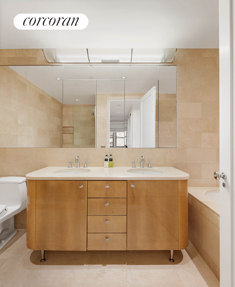 #11 photo, 110 CENTRAL Park S, マンハッタン Central Park South , NY 10019