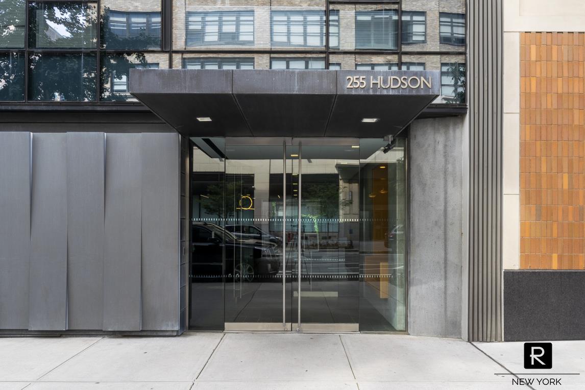 #1 photo, 255 Hudson Street, Soho , NY 10013