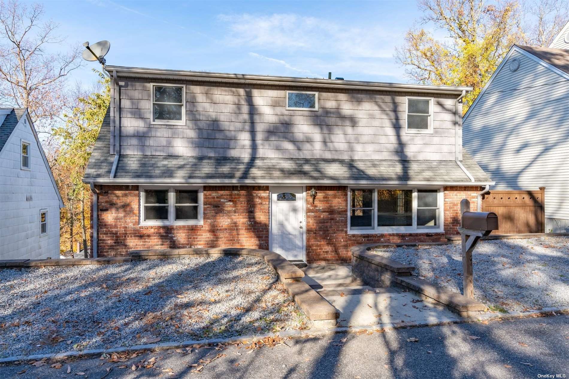 #1 photo, 29 Potter Lane, 东长岛 亨廷顿 Halesite , NY 11743