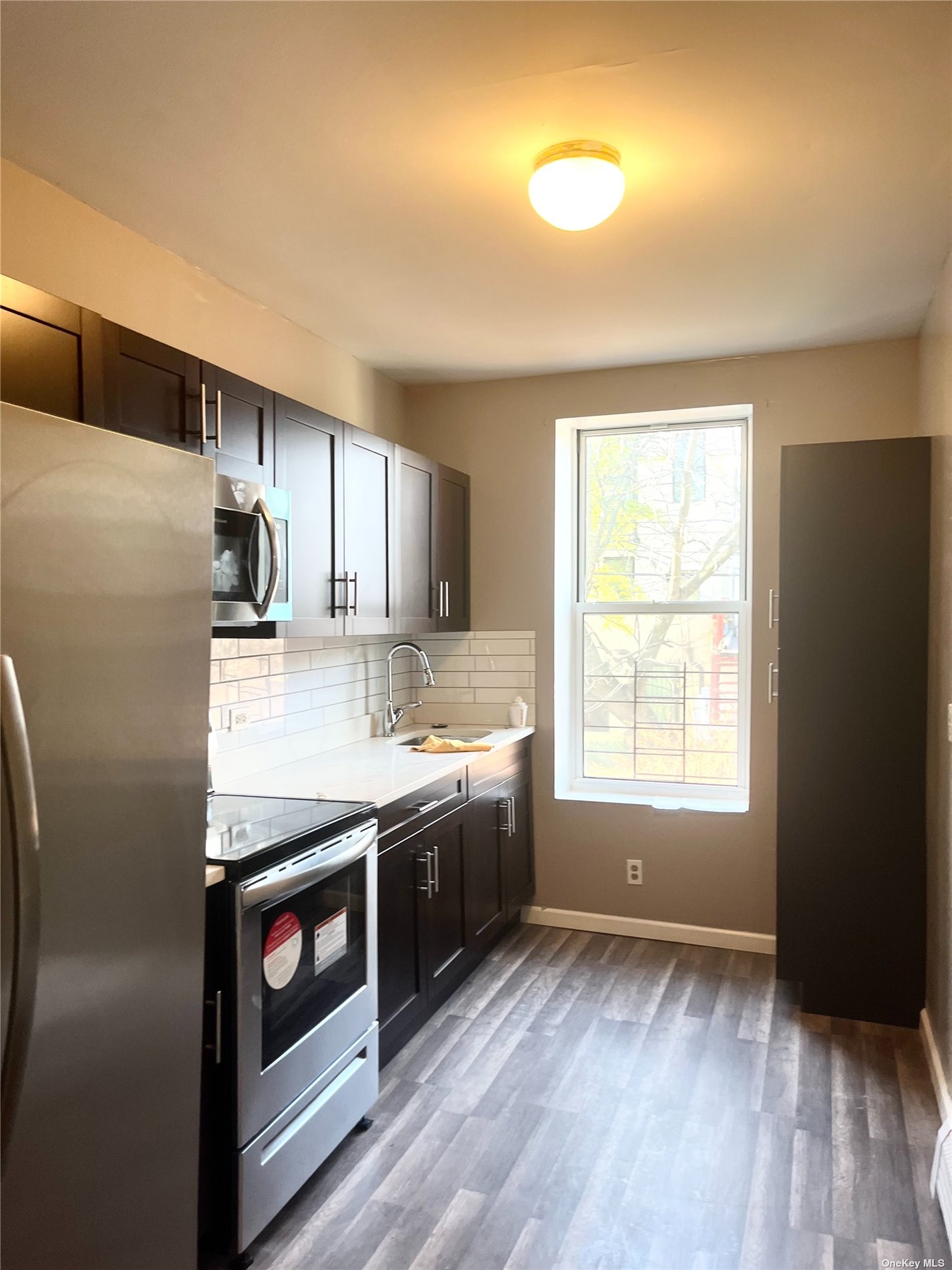 #1 photo, 506 New Jersey Avenue, 布鲁克林 Residential , NY 11207