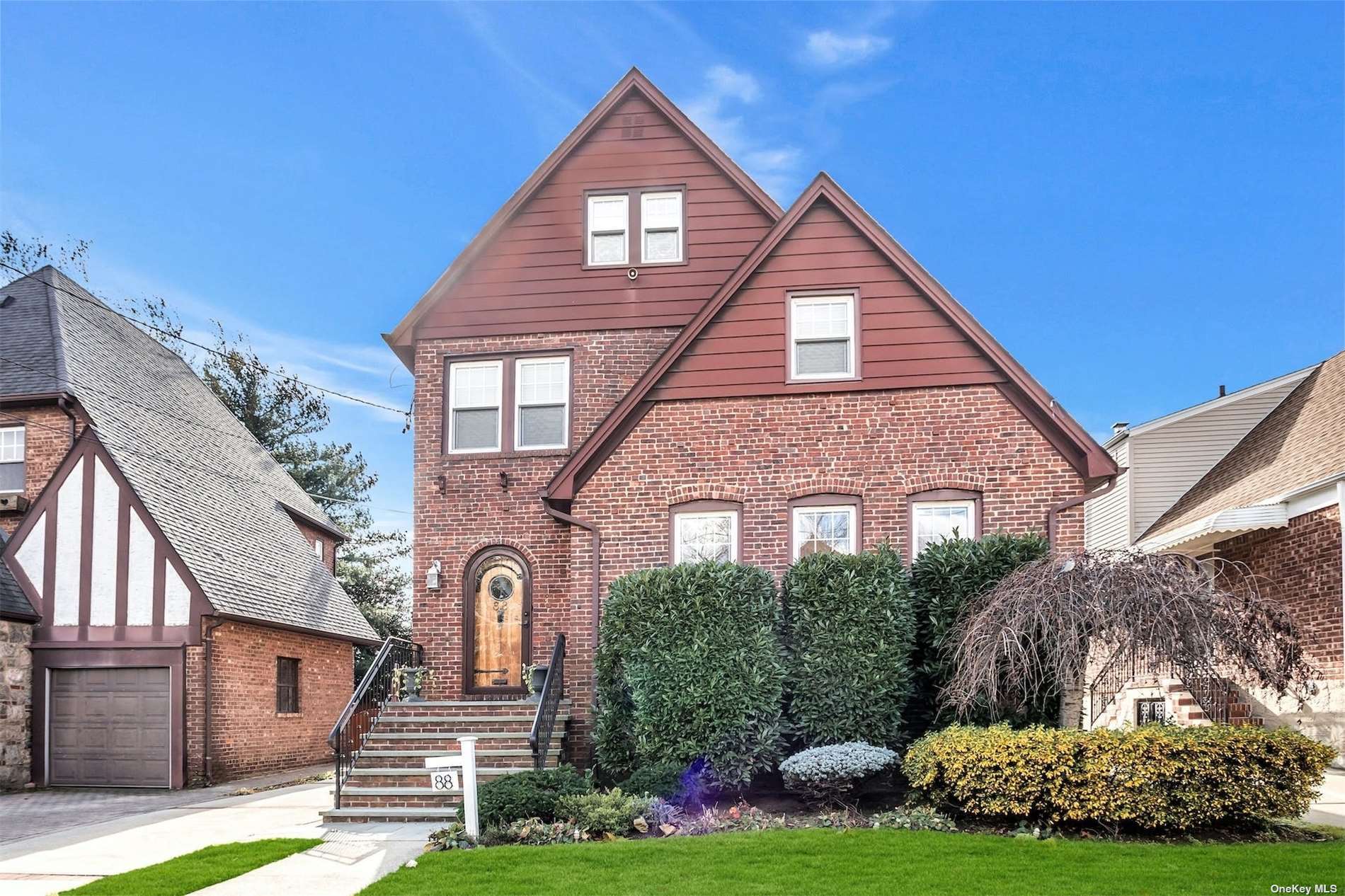 #1 photo, 88 Northumberland Gate, ナッソー郡 Lynbrook , NY 11563