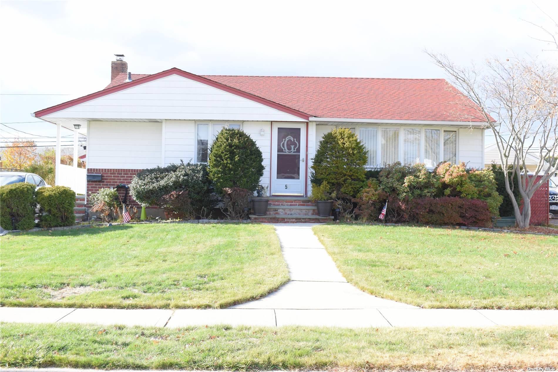 #1 photo, 53 Wellesley Lane, 长岛 Hicksville , NY 11801