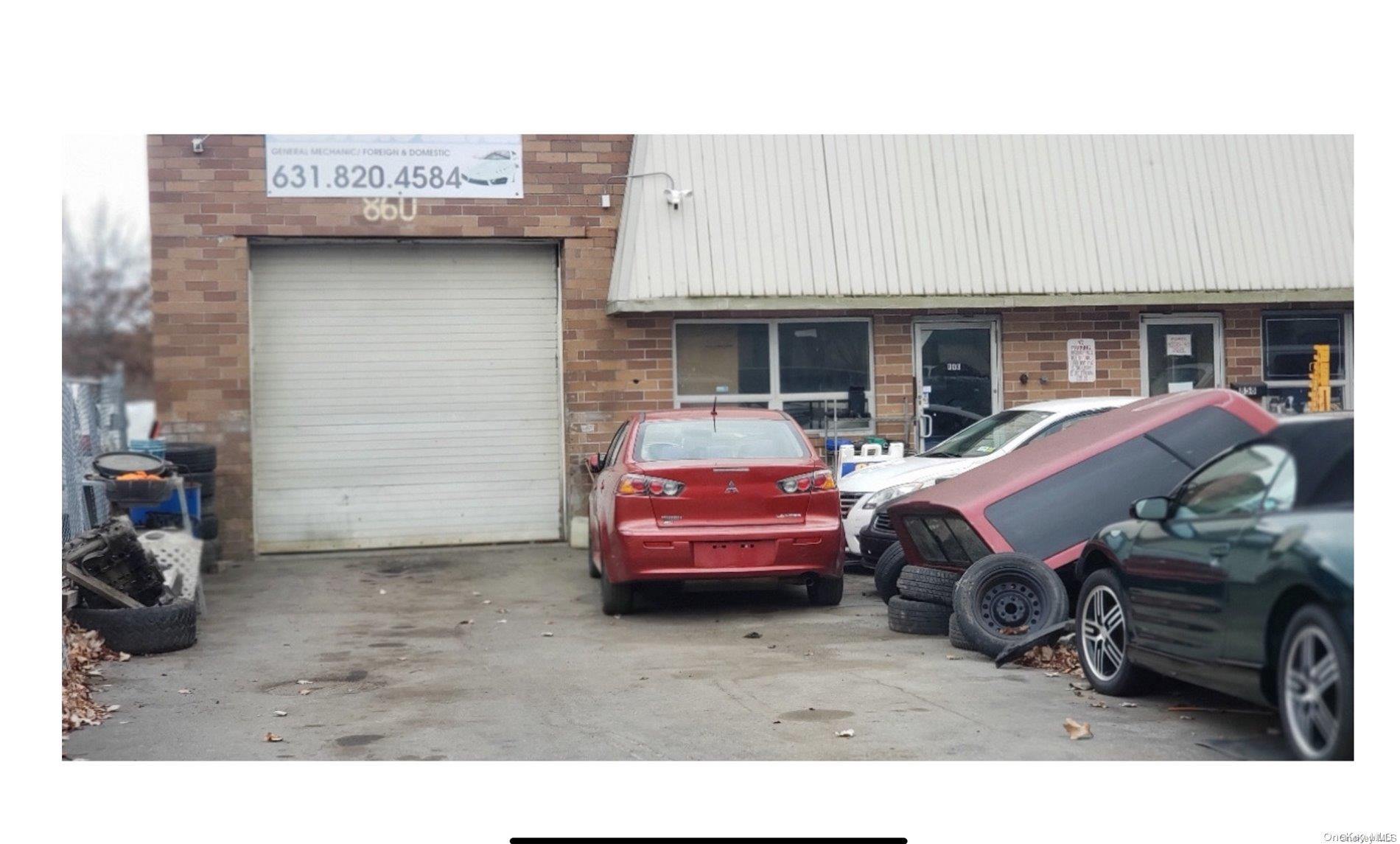 #11 photo, 860 S 1 Street, サフォーク郡 Ronkonkoma , NY 11779