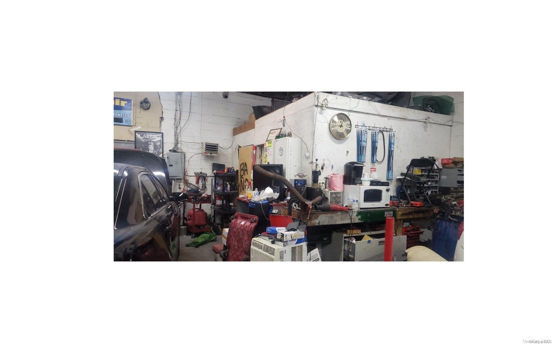 #3 photo, 860 S 1 Street, サフォーク郡 Ronkonkoma , NY 11779