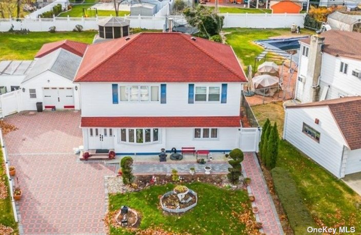 #1 photo, 801 Wyngate Drive, 长岛 Valley Stream , NY 11580