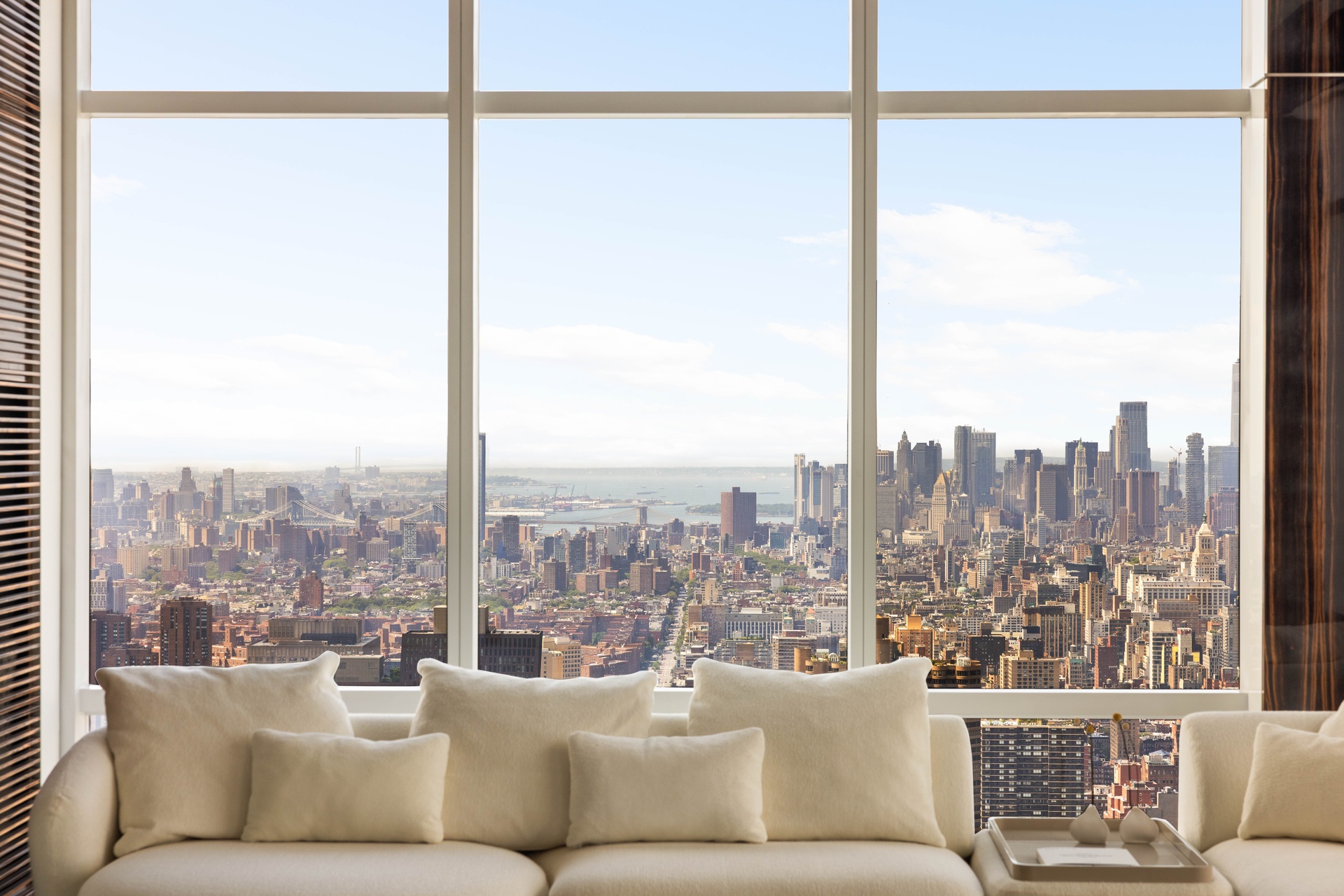 #6 photo, 845 United Nations Plaza, マンハッタン Turtle Bay , NY 10017