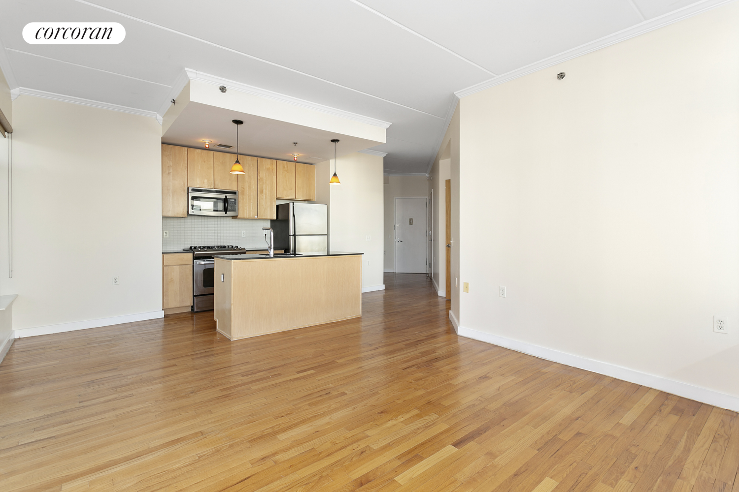 #1 photo, 892 BERGEN Street, 布鲁克林 Crown Heights , NY 11238