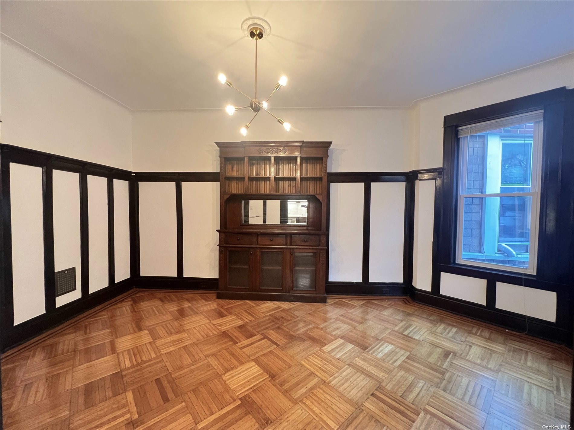 #1 photo, 61-42 Palmetto Street, 皇后区 瑞吉屋 Ridgewood , NY 11385