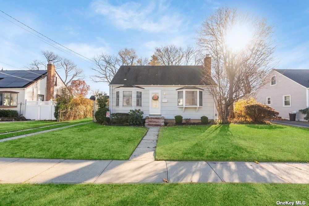 #1 photo, 5 Plymouth Drive, 長島 Massapequa , NY 11758