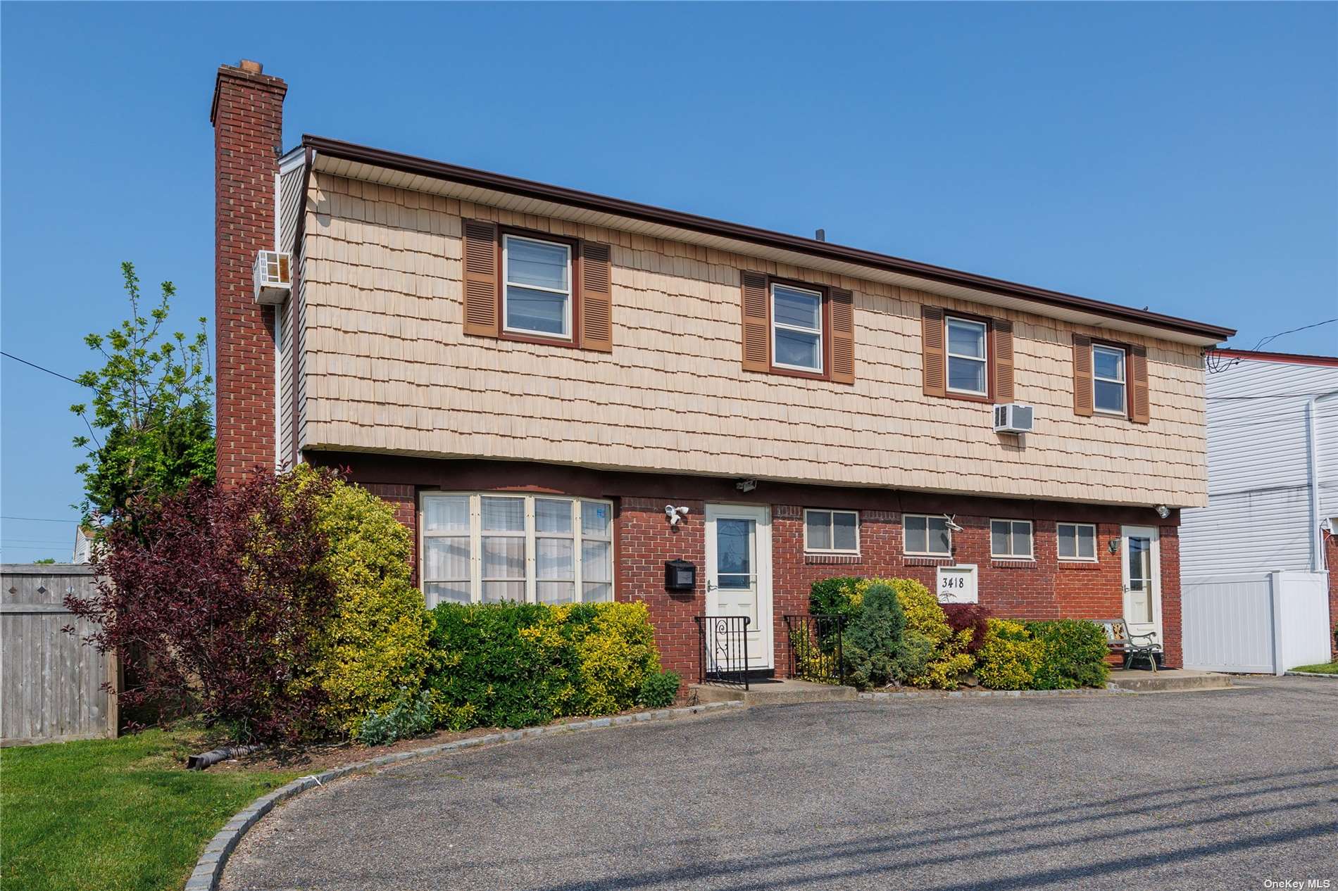 #1 photo, 3418 Oceanside Road, 长岛 Oceanside , NY 11572