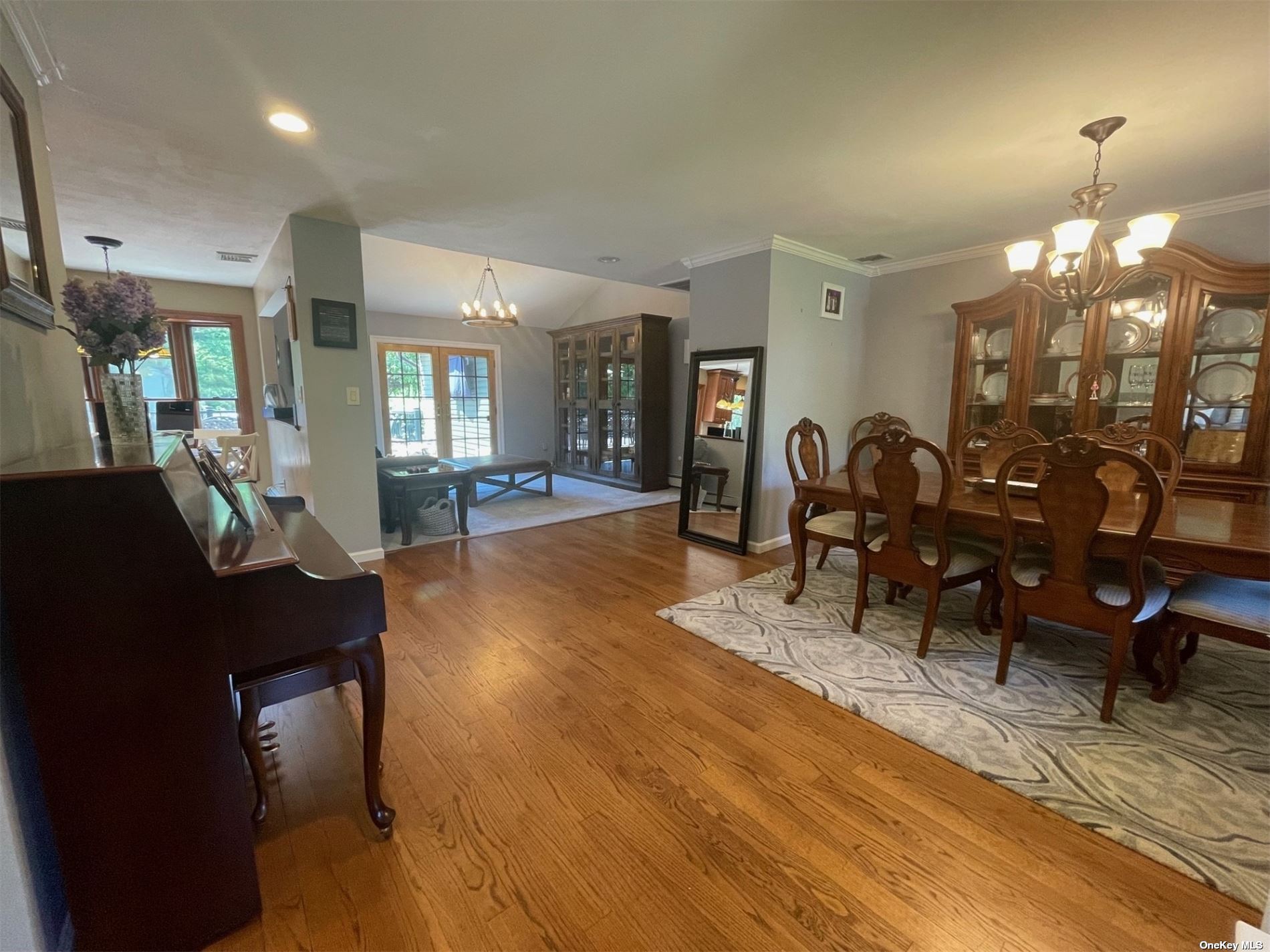 #1 photo, 710 Meadow Road, 东长岛 史密斯敦 Smithtown , NY 11787