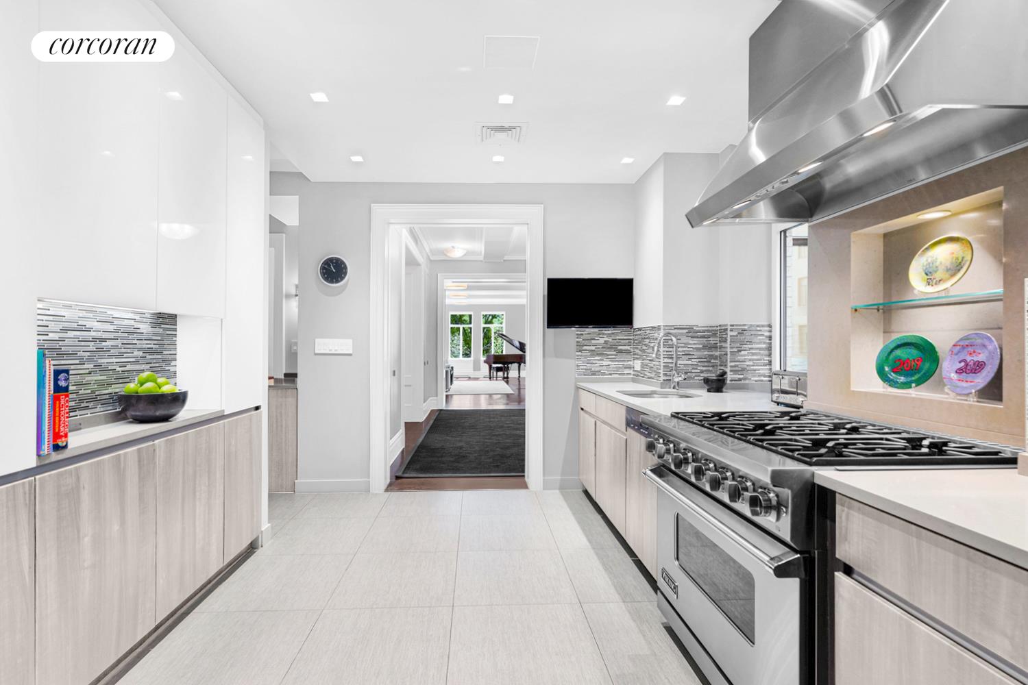 #16 photo, 211 CENTRAL Park W, マンハッタン Upper West Side , NY 10024