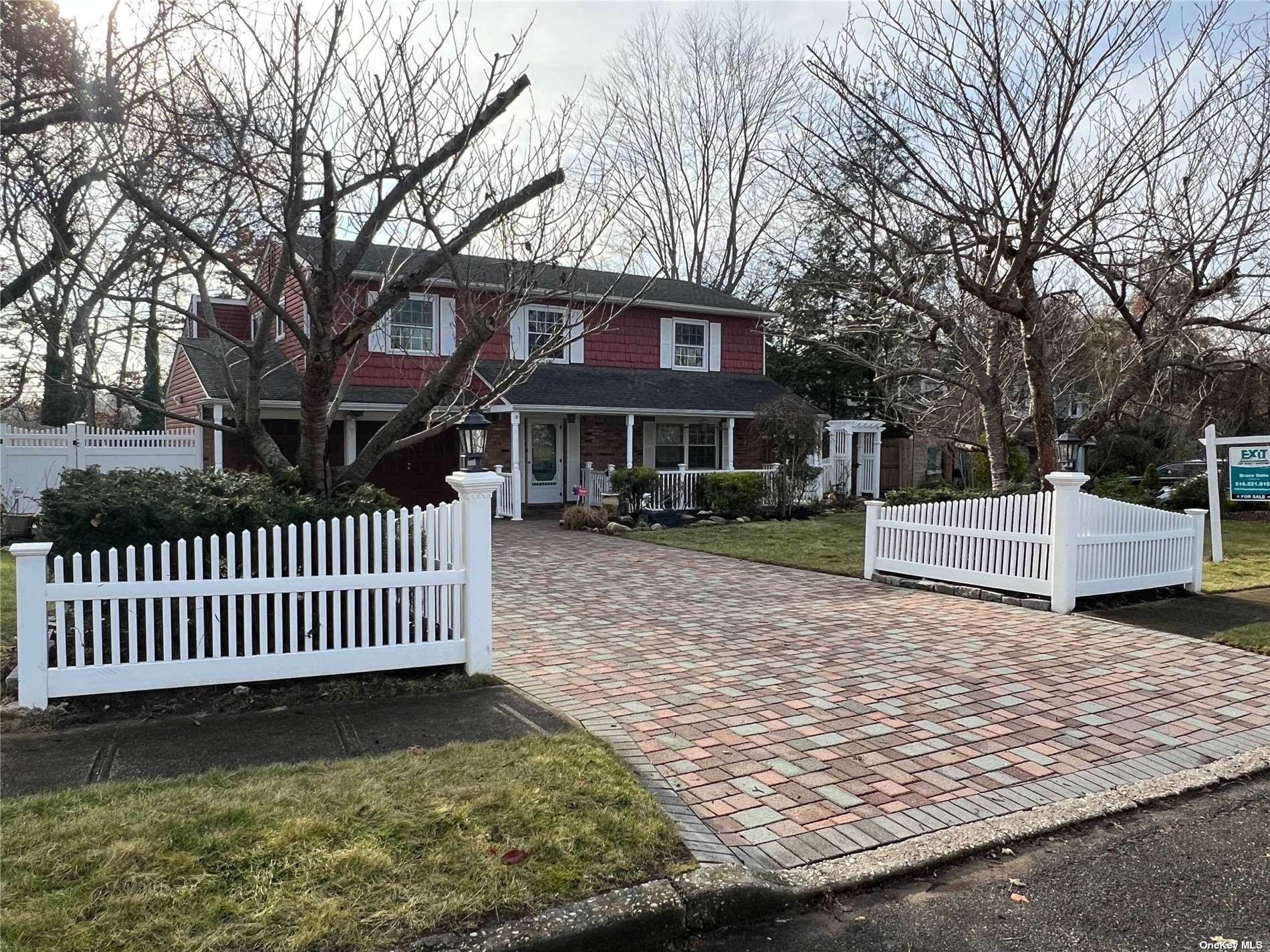 #1 photo, 18 Roy Drive, 东长岛 Nesconset , NY 11767