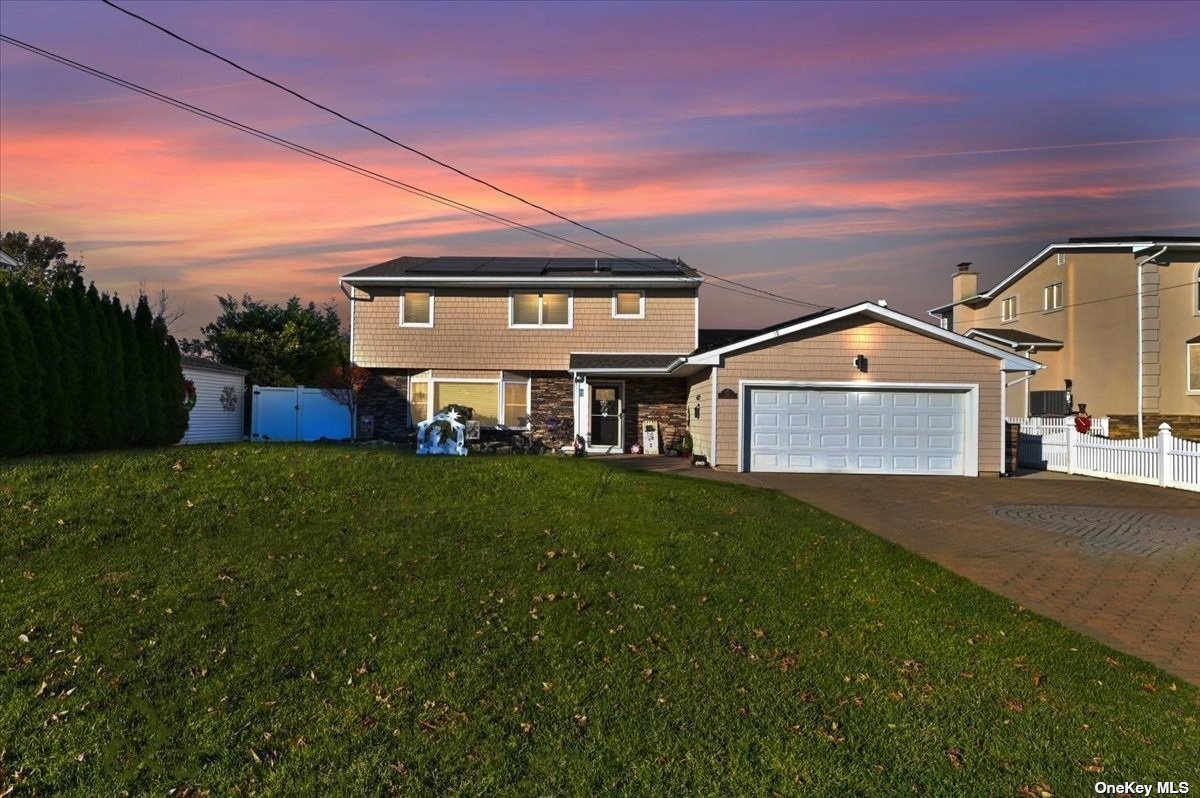 #1 photo, 29 Florence Avenue, 長島 Massapequa , NY 11758