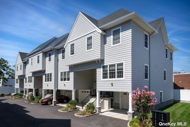 #1 photo, 1 Wallace Court, 长岛 Valley Stream , NY 11580