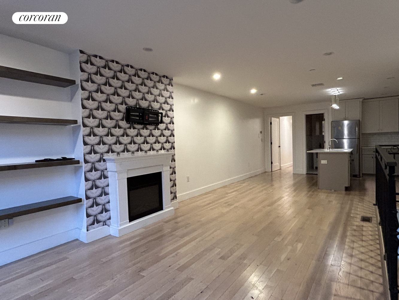#1 photo, 654A Halsey Street, 布鲁克林 Stuyvesant Heights , NY 11233