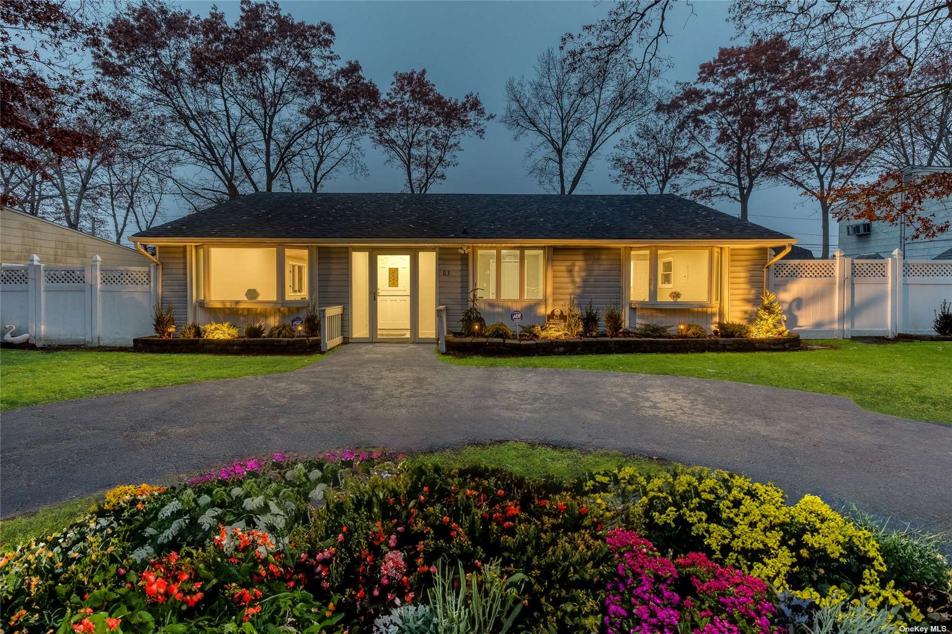 #1 photo, 63 Biscayne Drive, 东长岛 Selden , NY 11784