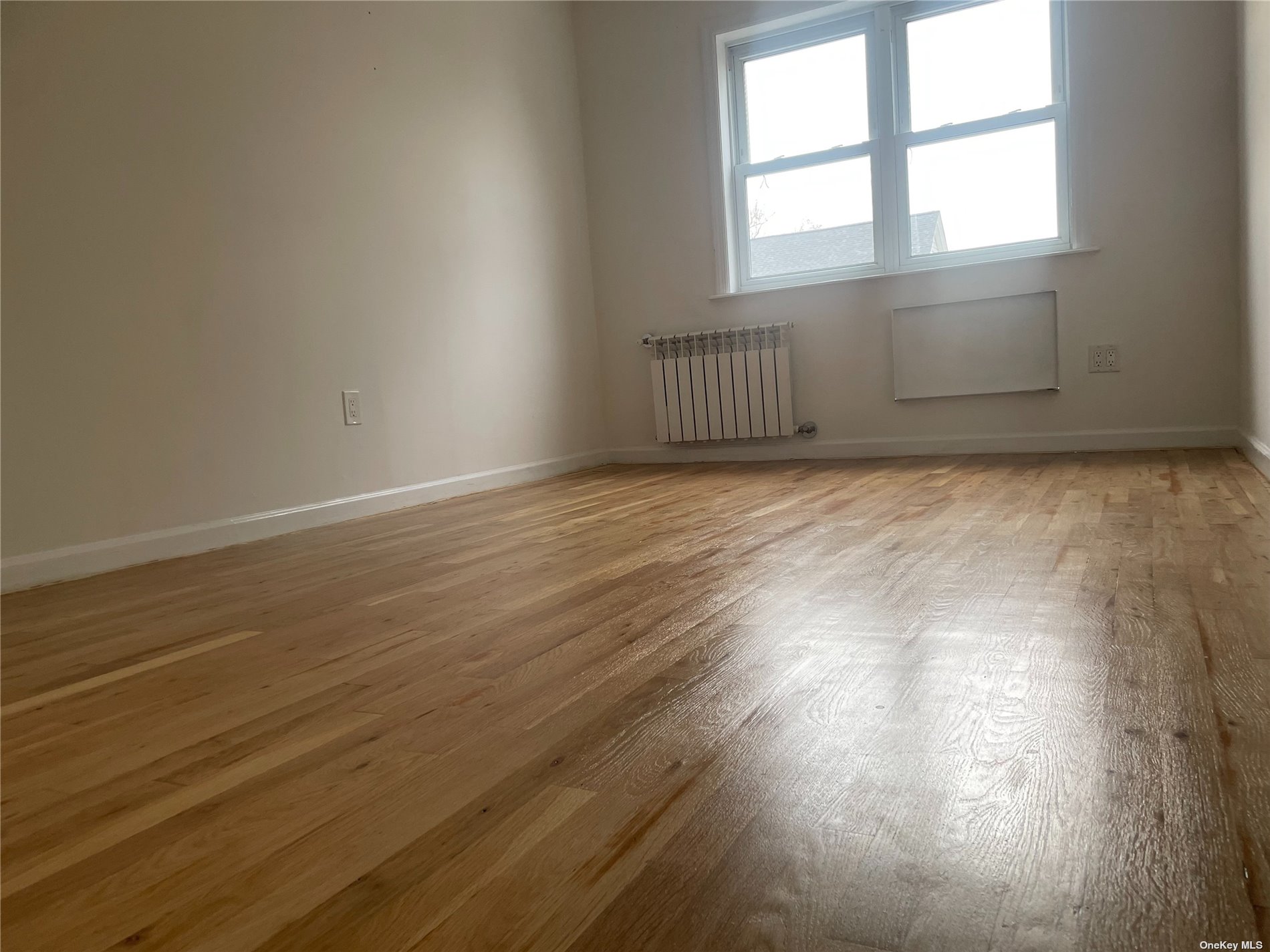 #1 photo, 71-16 73rd Street, 皇后区 Glendale , NY 11385