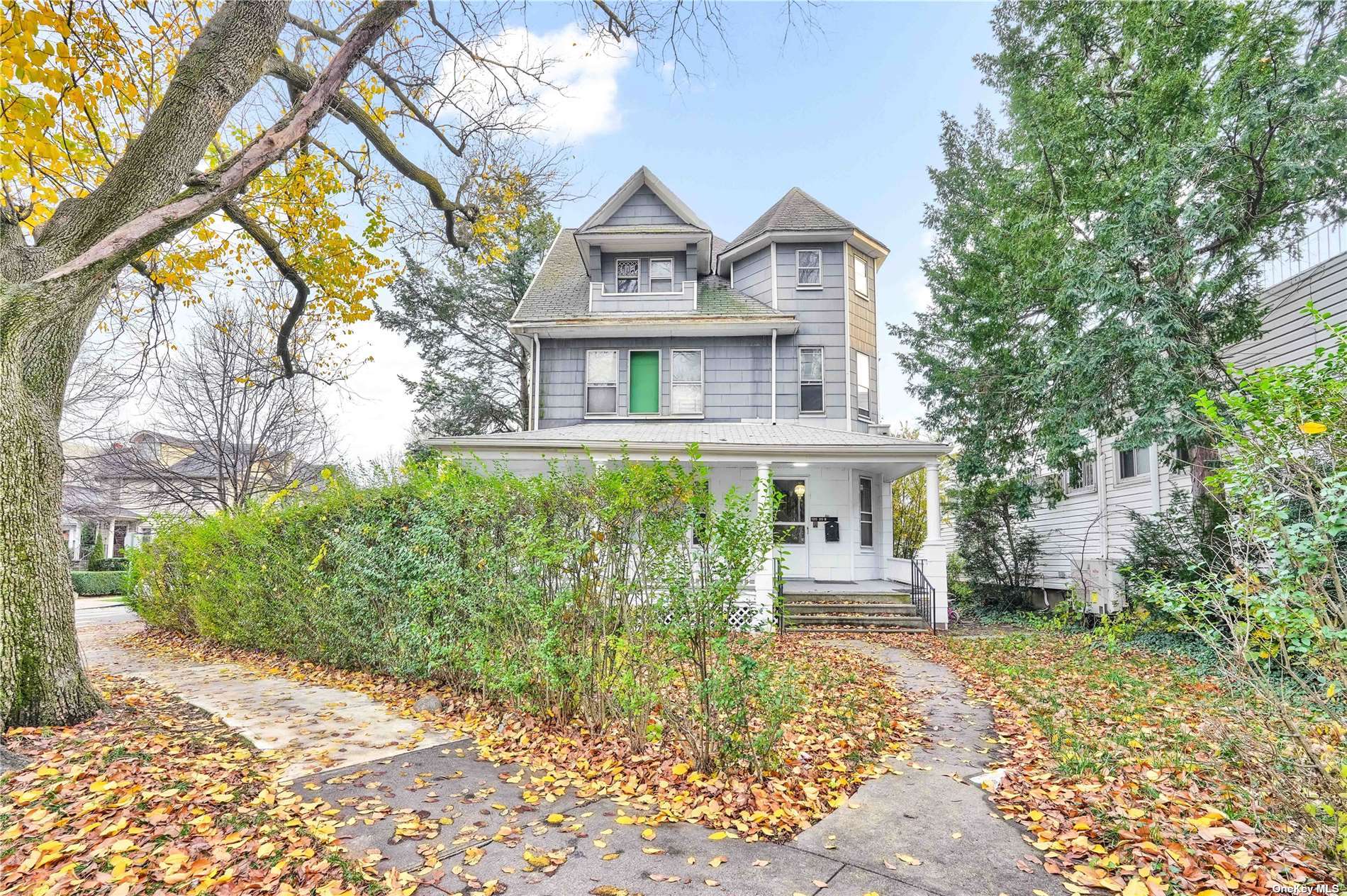 #1 photo, 120-20 84 Avenue, 皇后区 秋园 Kew Gardens , NY 11415