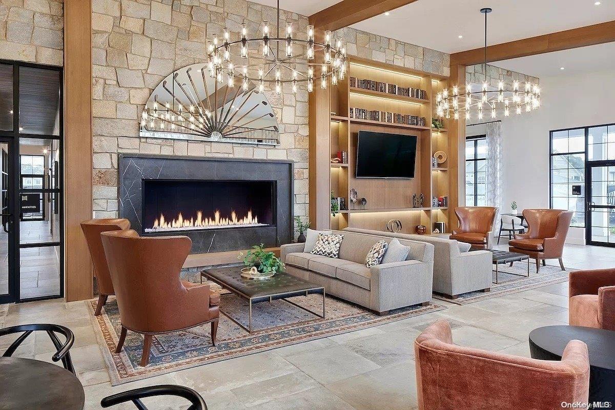 #15 photo, 303 Arrowhead Lane, サフォーク郡 Setauket , NY 11733