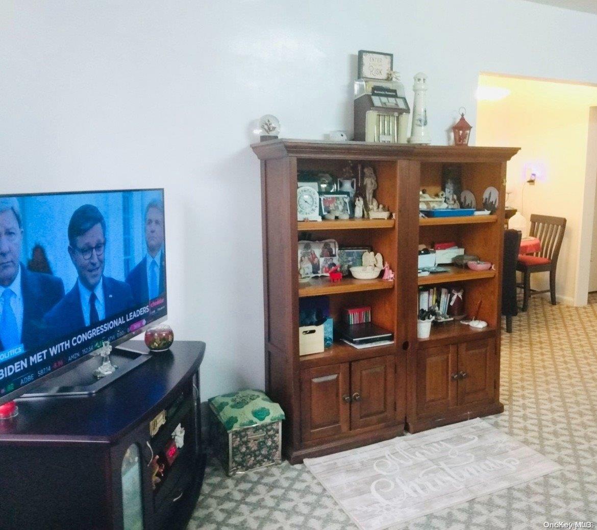 #1 photo, 69-92A 136 Street, Flushing , NY 11367