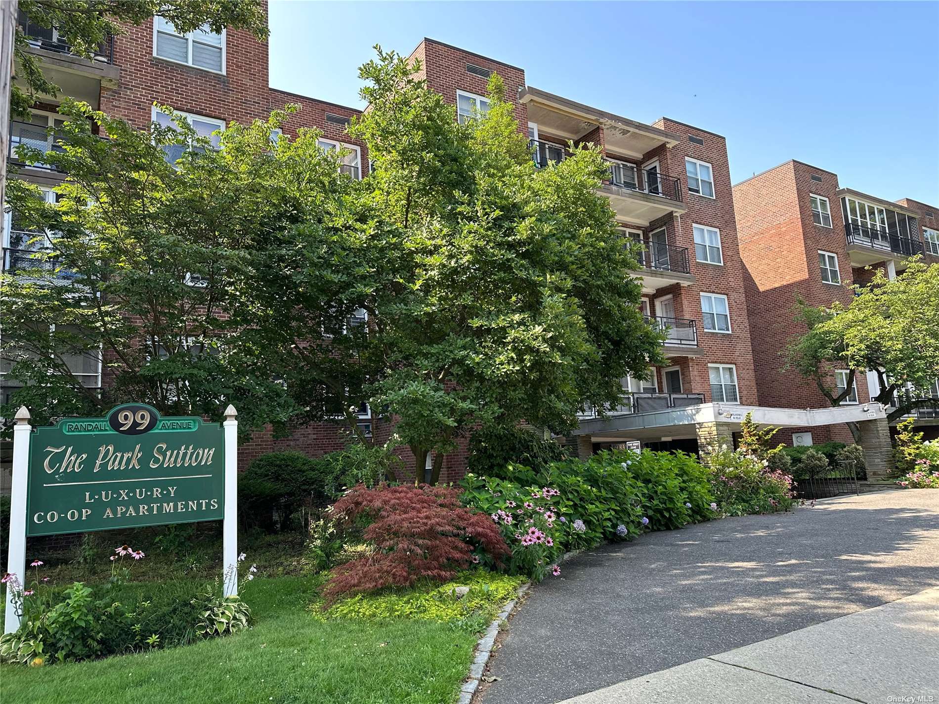 #1 photo, 99 Randall Avenue, 长岛 Freeport , NY 11520