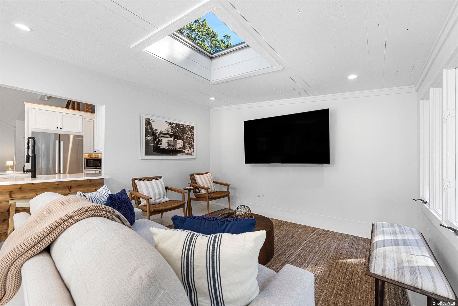 #10 photo, 94 Pembroke Drive, East Hampton , NY 11937