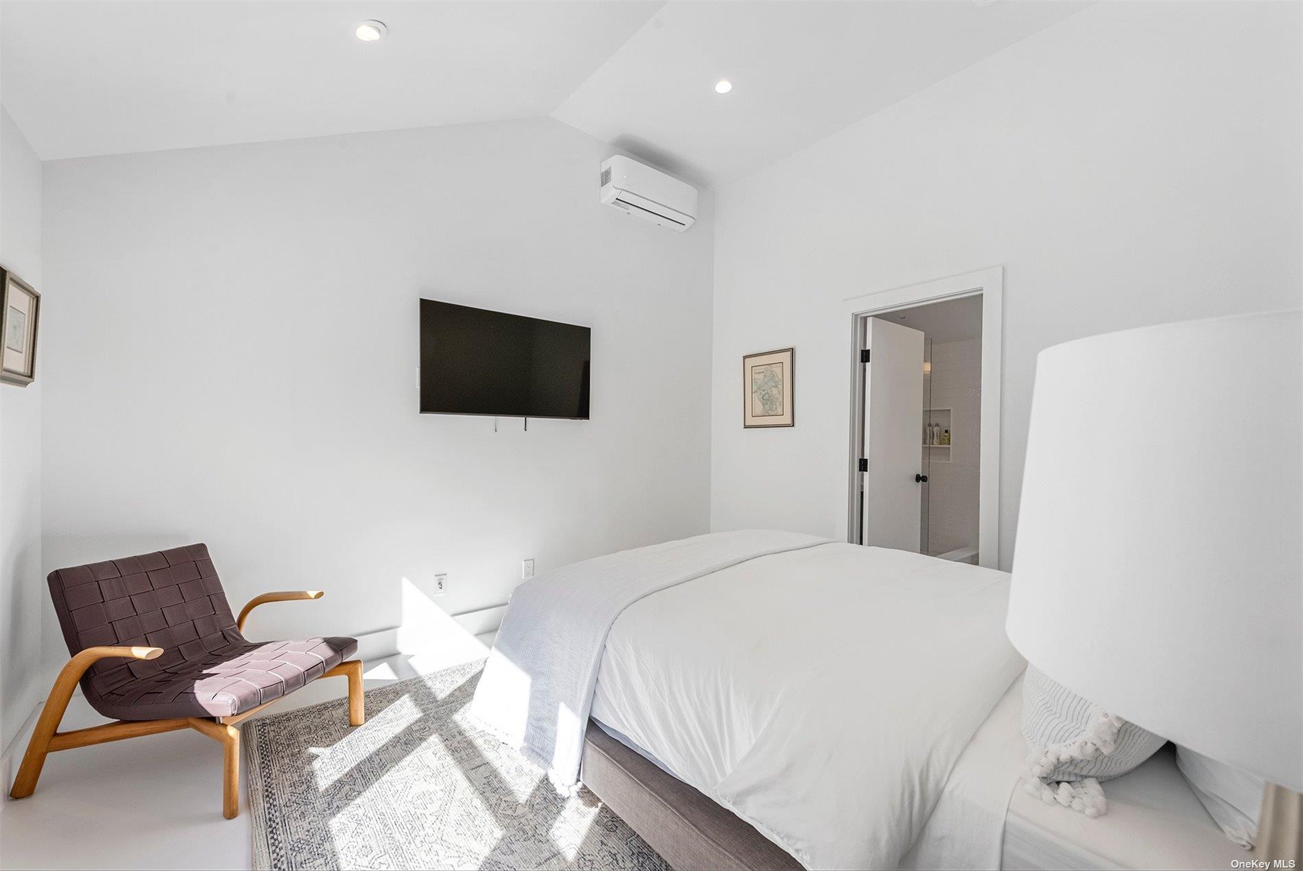 #15 photo, 94 Pembroke Drive, East Hampton , NY 11937