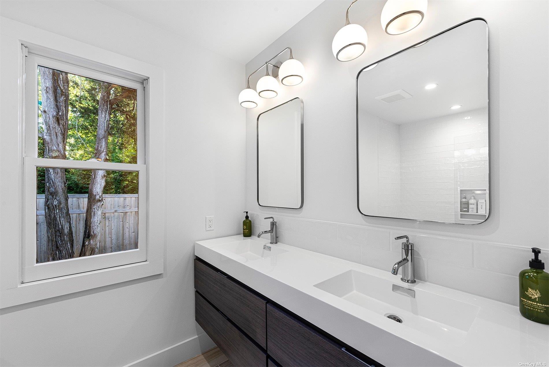 #18 photo, 94 Pembroke Drive, East Hampton , NY 11937