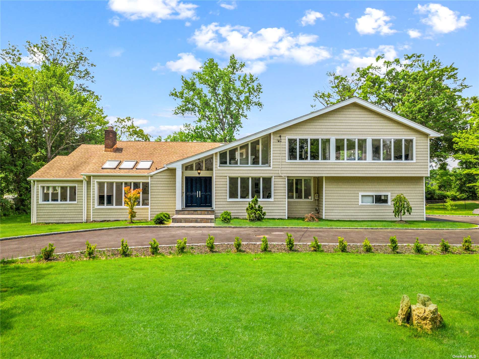 #1 photo, 20 Channel Drive, 长岛 大颈 Great Neck , NY 11024