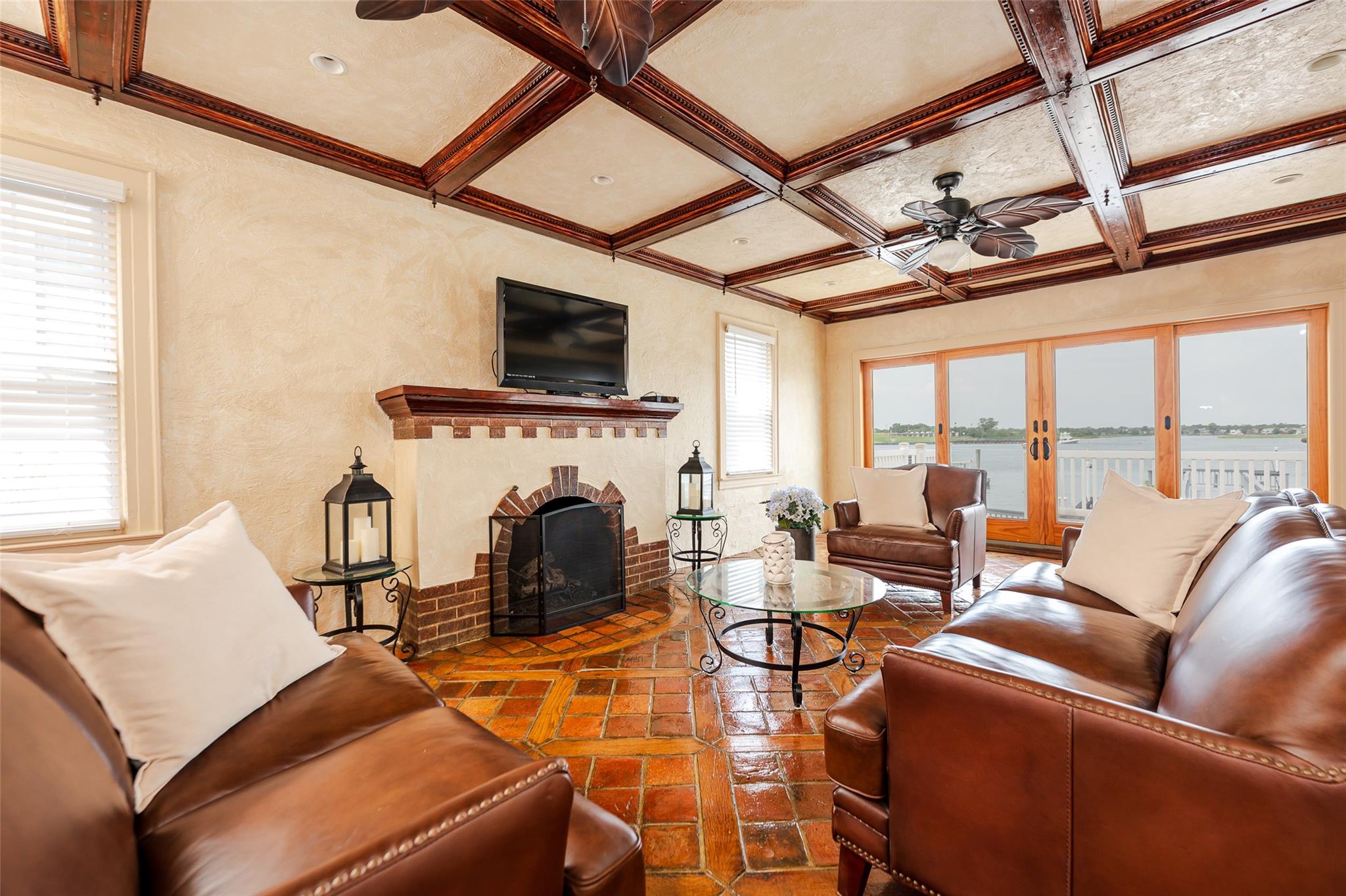 #8 photo, 2004 Bay Boulevard, ナッソー郡 Atlantic Beach , NY 11509