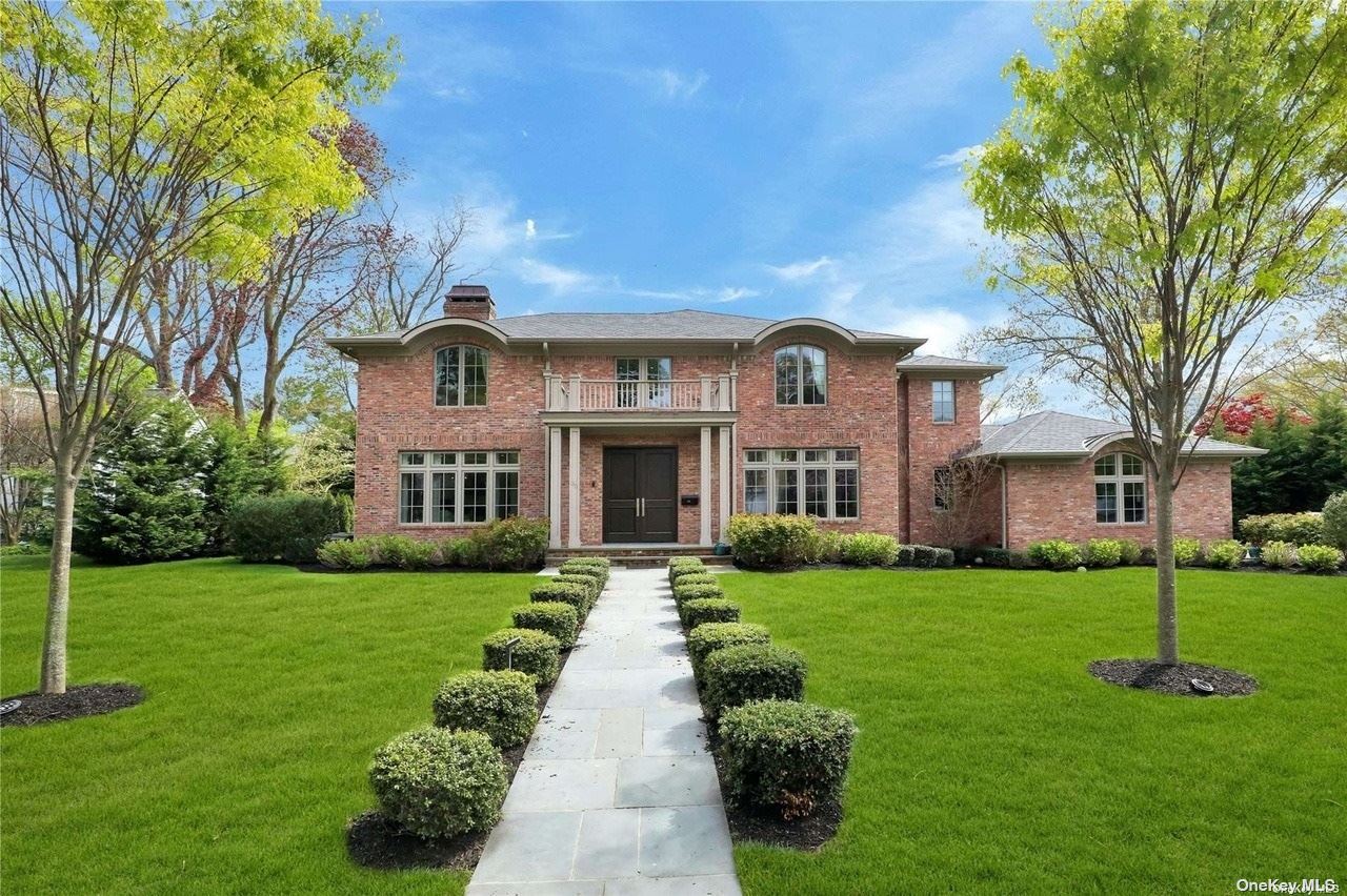 #1 photo, 30 Old Pine Drive, Manhasset , NY 11030