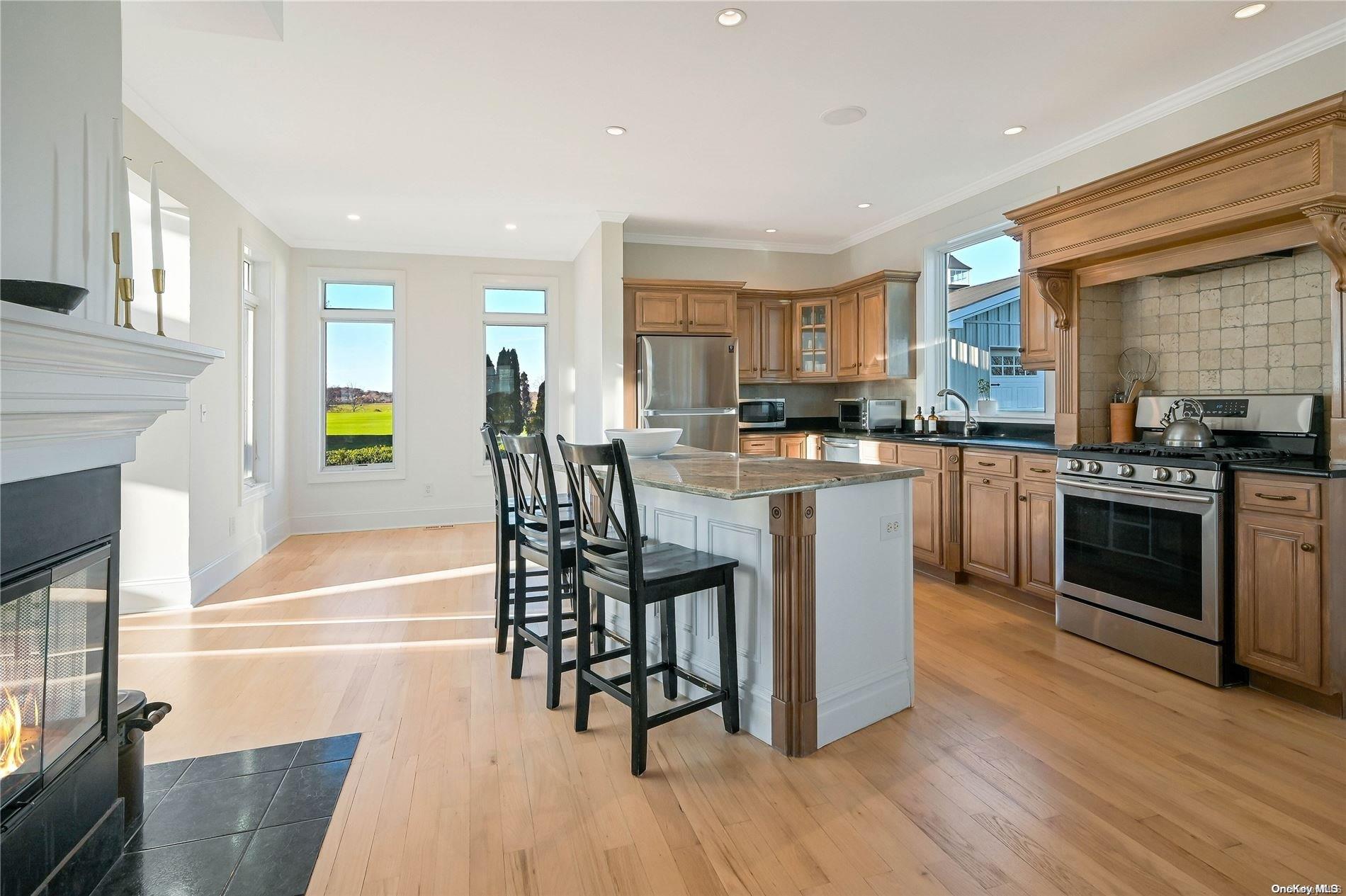 #10 photo, 788 Reeves Avenue, サフォーク郡 Riverhead , NY 11901