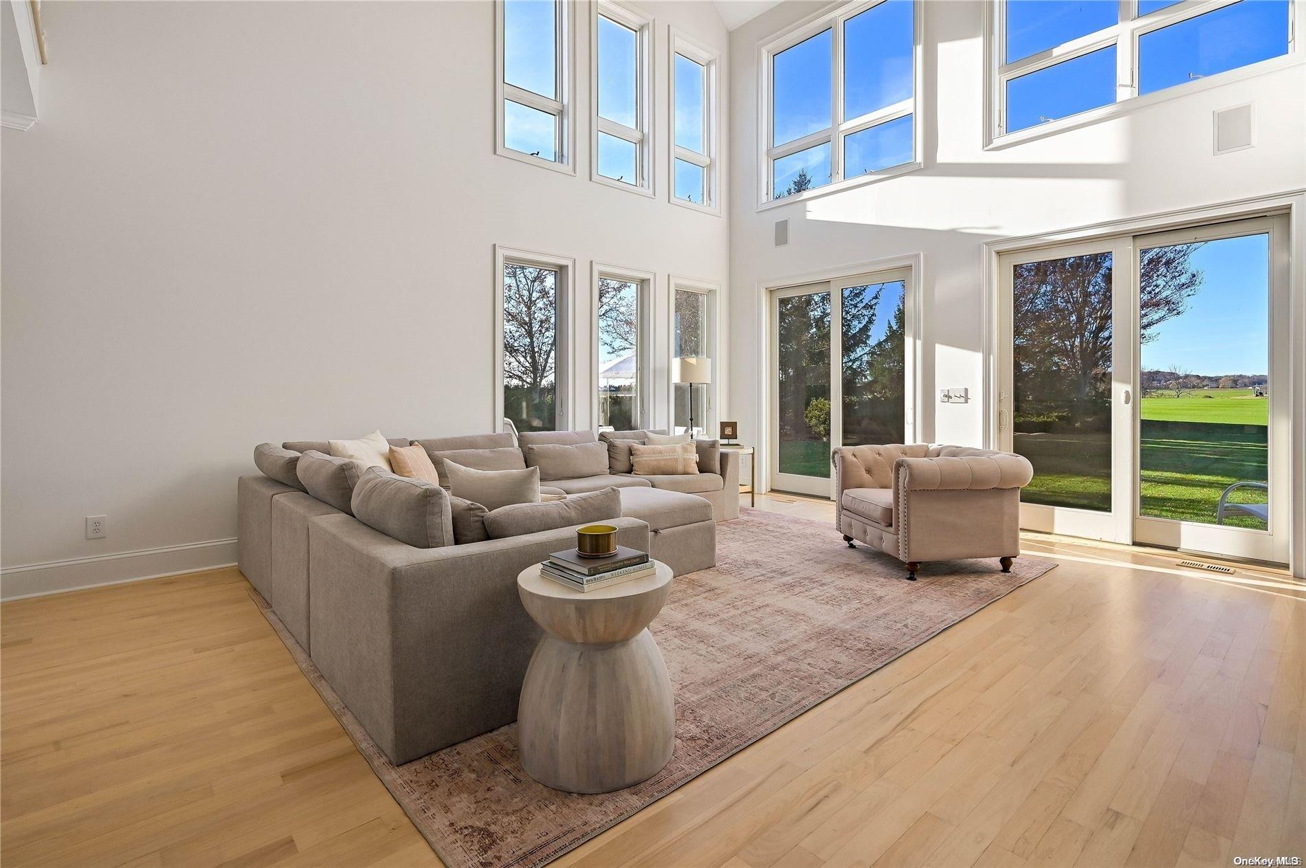 #15 photo, 788 Reeves Avenue, サフォーク郡 Riverhead , NY 11901