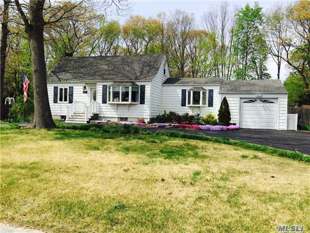 #1 photo, 504 Lynn Avenue, East Northport , NY 11731