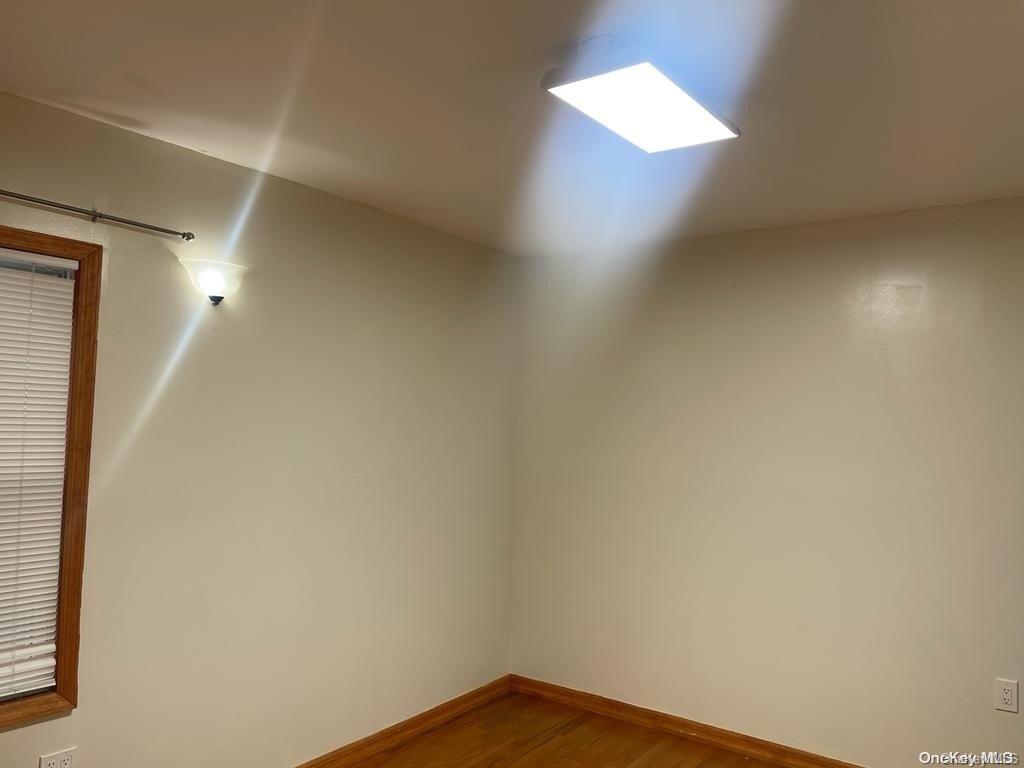 #7 photo, 91-03 212th Street, クイーンズ区 Queens Village , NY 11428