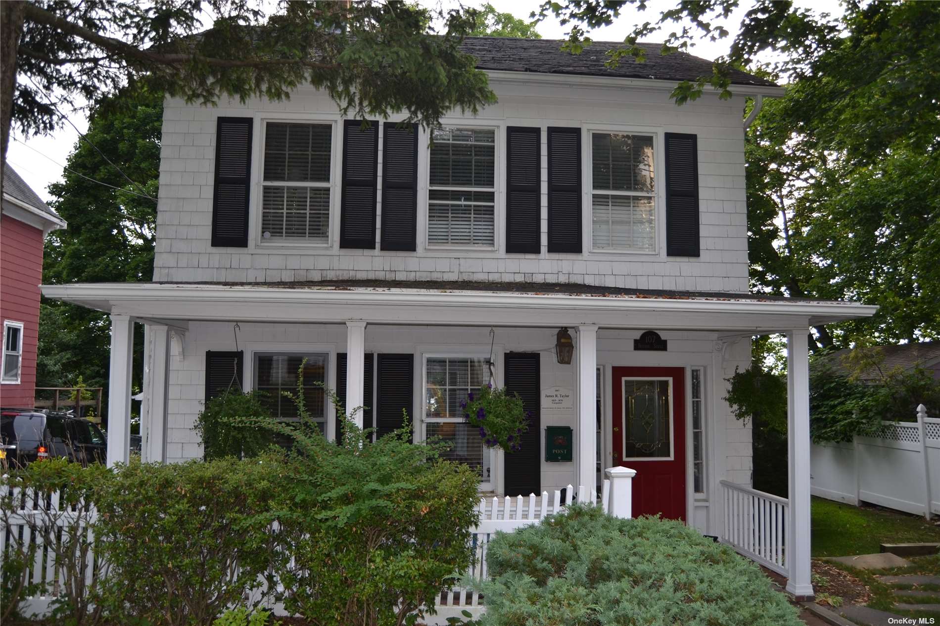 #1 photo, 107 Bleeker Street, Саффолк ‖ Port Jefferson , NY 11777