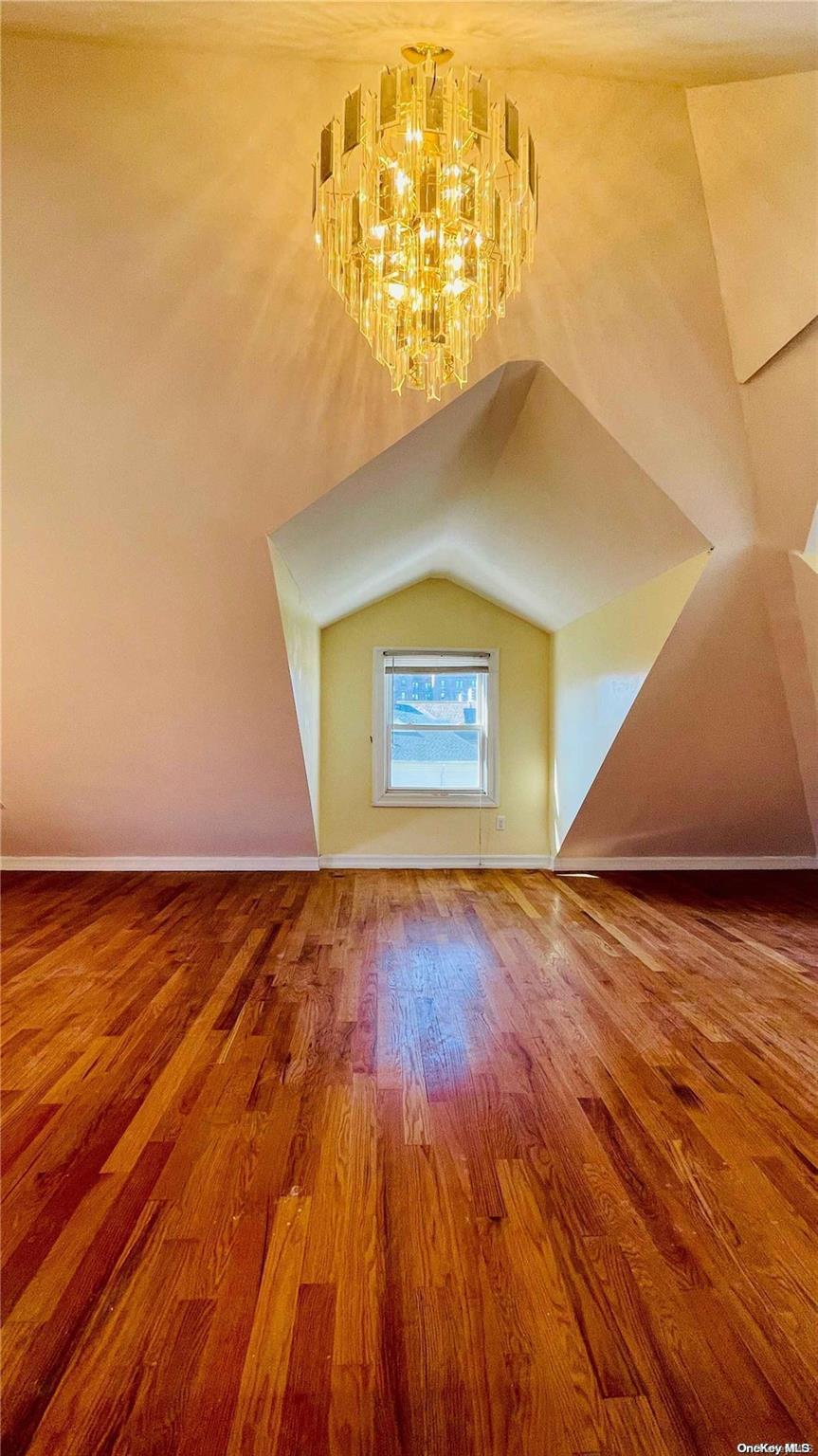 #12 photo, 13-58 Chandler Street, كوينز Far Rockaway , NY 11691