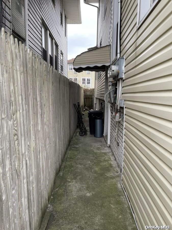 #14 photo, 13-58 Chandler Street, كوينز Far Rockaway , NY 11691