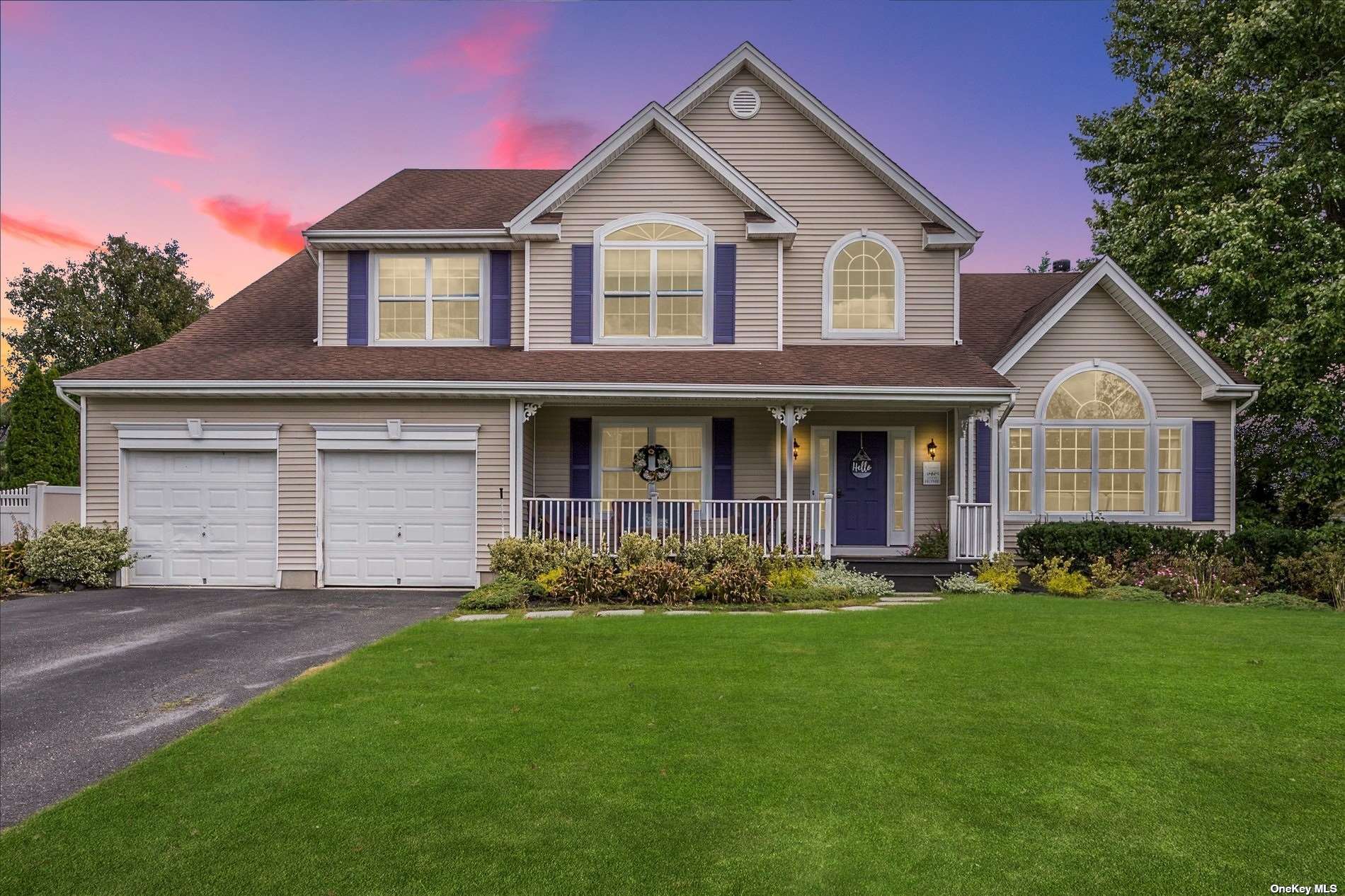 #1 photo, 4 Greenbrush Court, サフォーク郡 Greenlawn , NY 11740