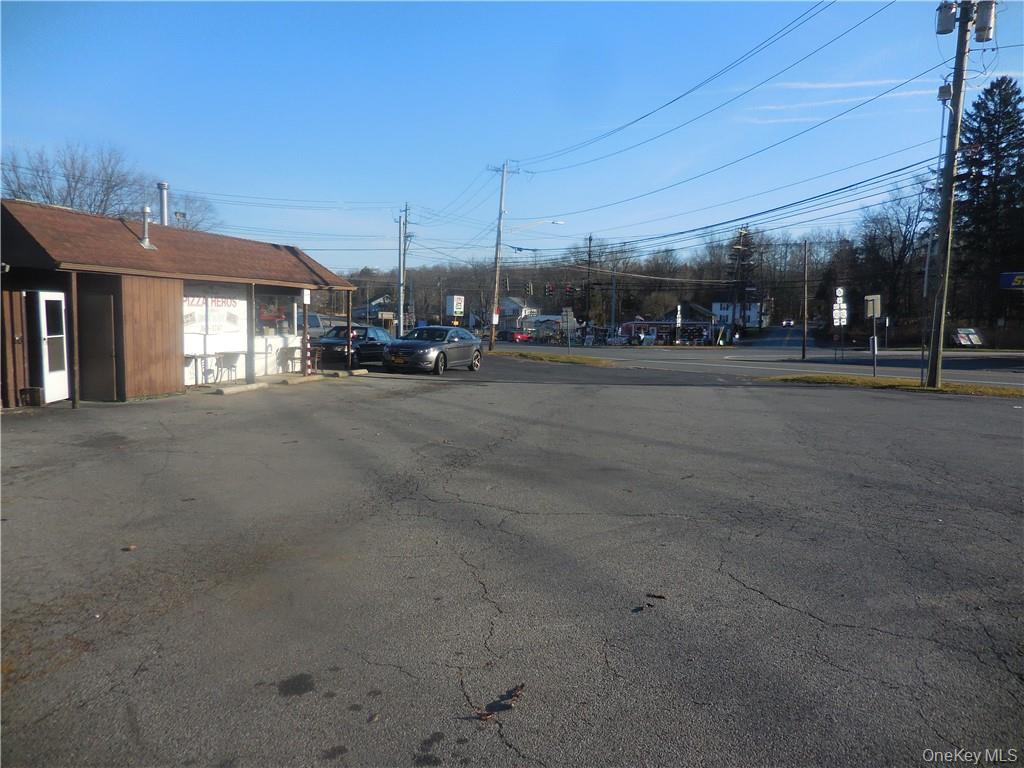 #19 photo, 2850 State Route 17k, Middletown , NY 10941