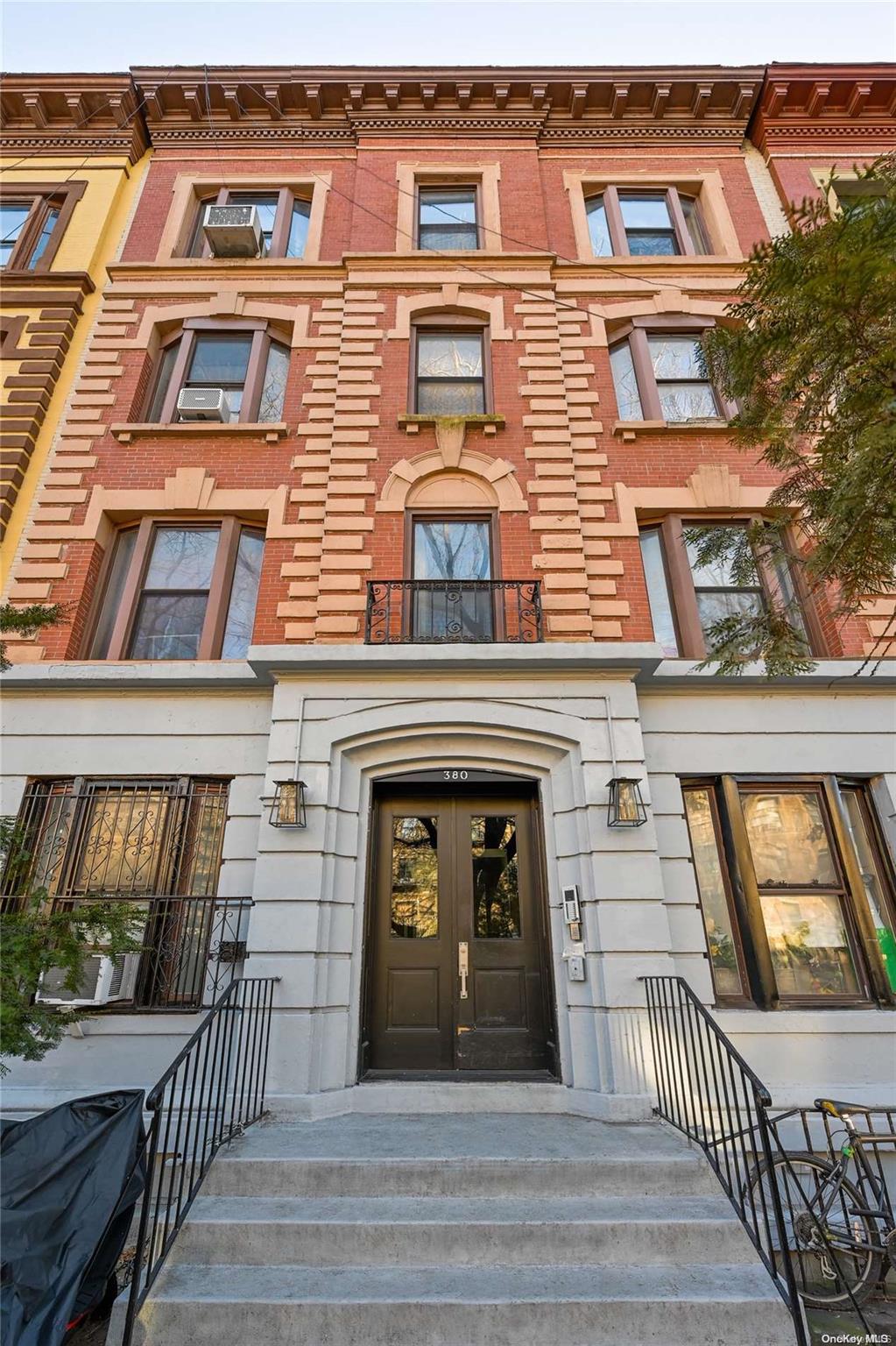 #2 photo, 380 Saint John's Pl., ブルックリン区 Brooklyn , NY 11238