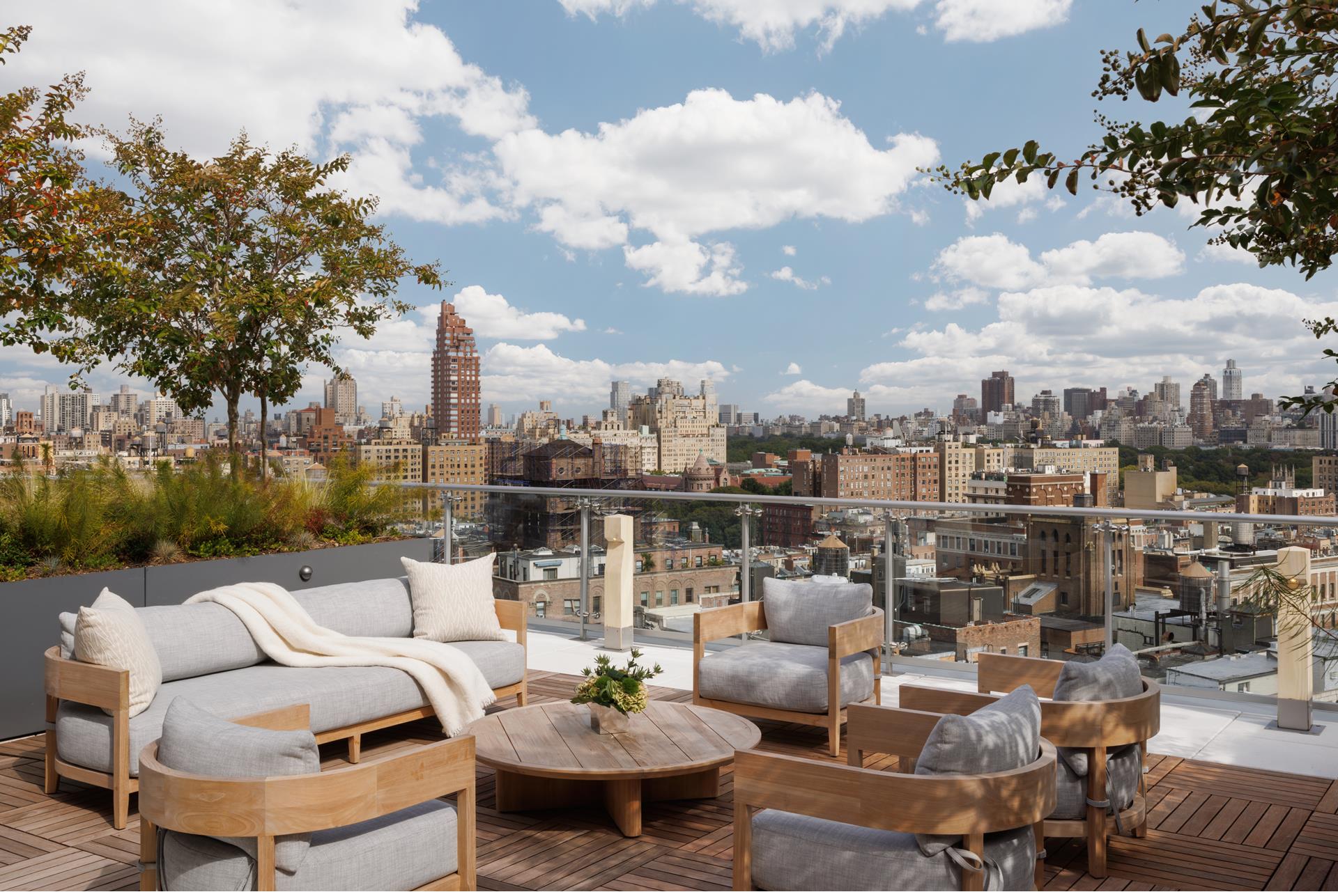 #16 photo, 212 W 72ND Street, マンハッタン Lincoln Square , NY 10023