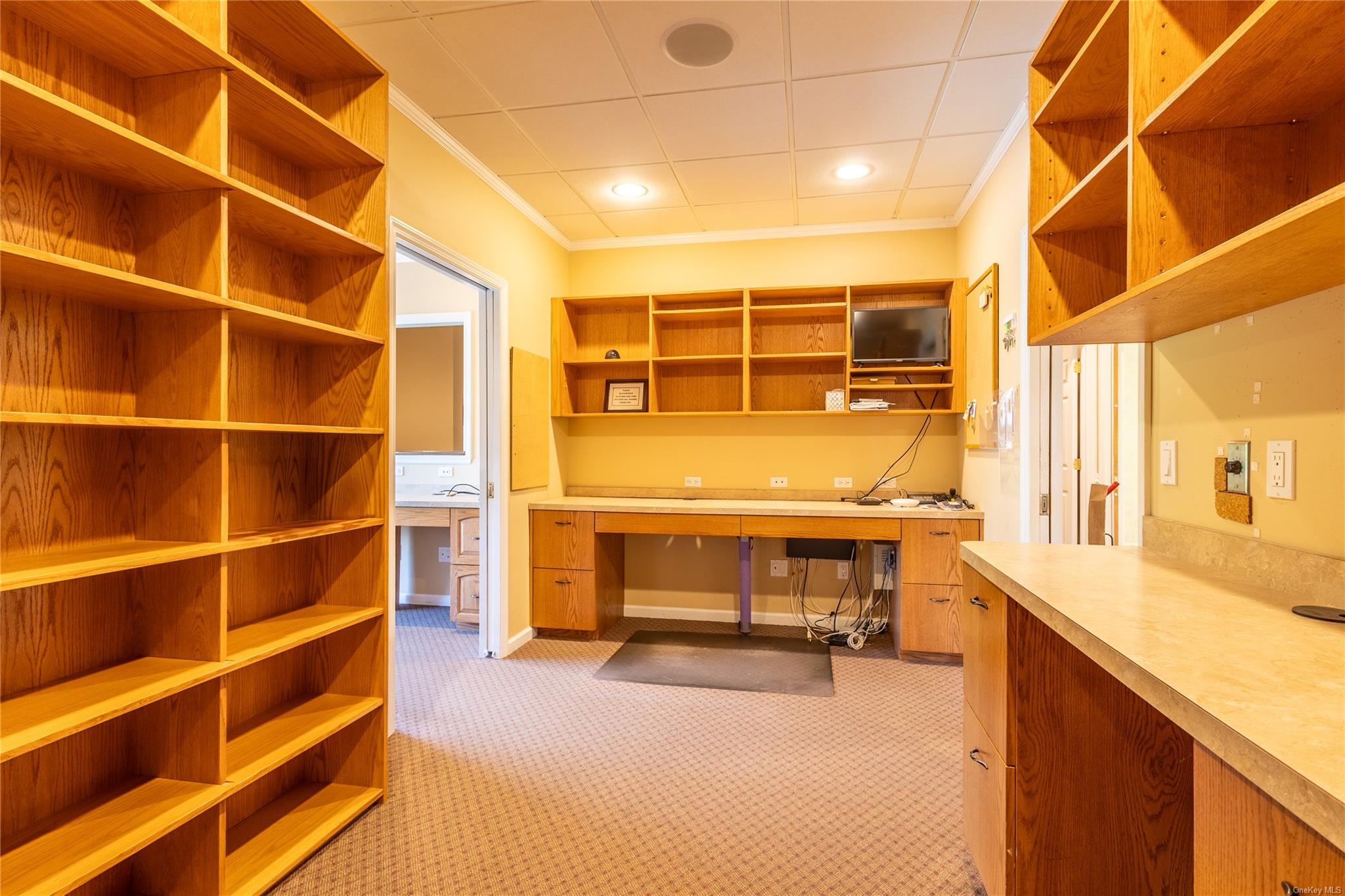 #14 photo, 189 Main- Suite A Road, サフォーク郡 Riverhead , NY 11901