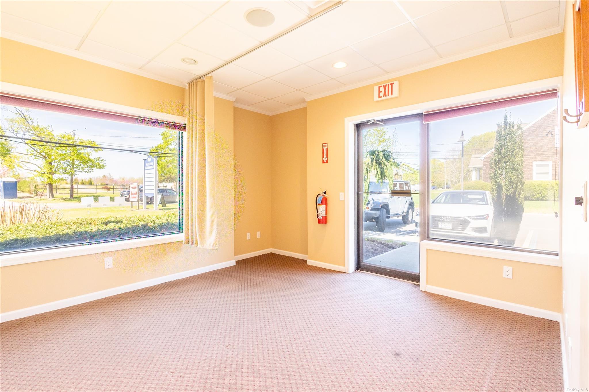 #6 photo, 189 Main- Suite A Road, サフォーク郡 Riverhead , NY 11901