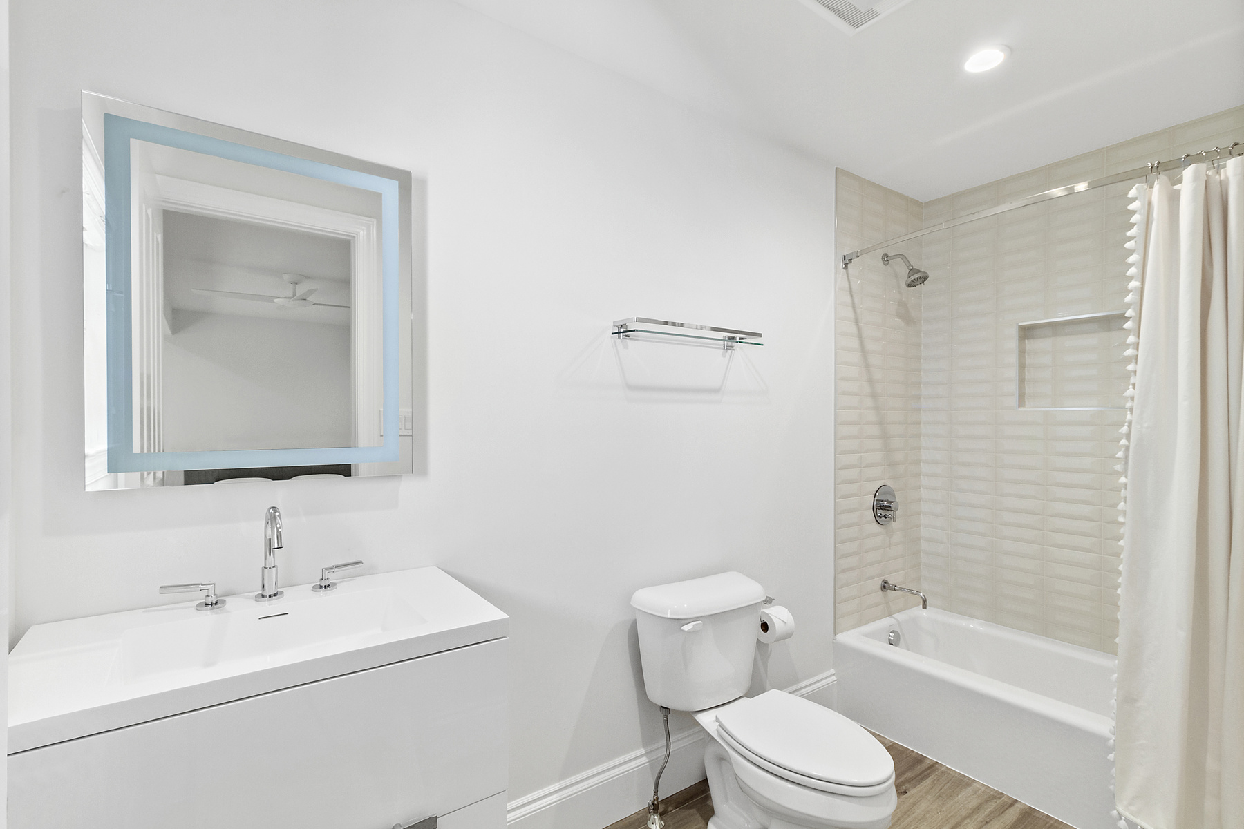 #17 photo, 421 Edge of Woods Road, サフォーク郡 Water Mill , NY 11968