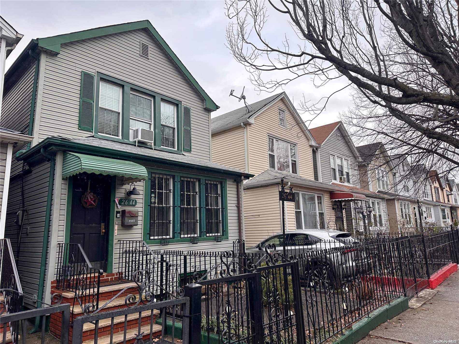 #17 photo, 26-44 92nd Street, Куинс ‖ Flushing , NY 11369