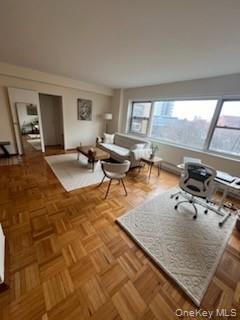 #5 photo, 4 E Fordham Hill Oval, Bronx , NY 10468