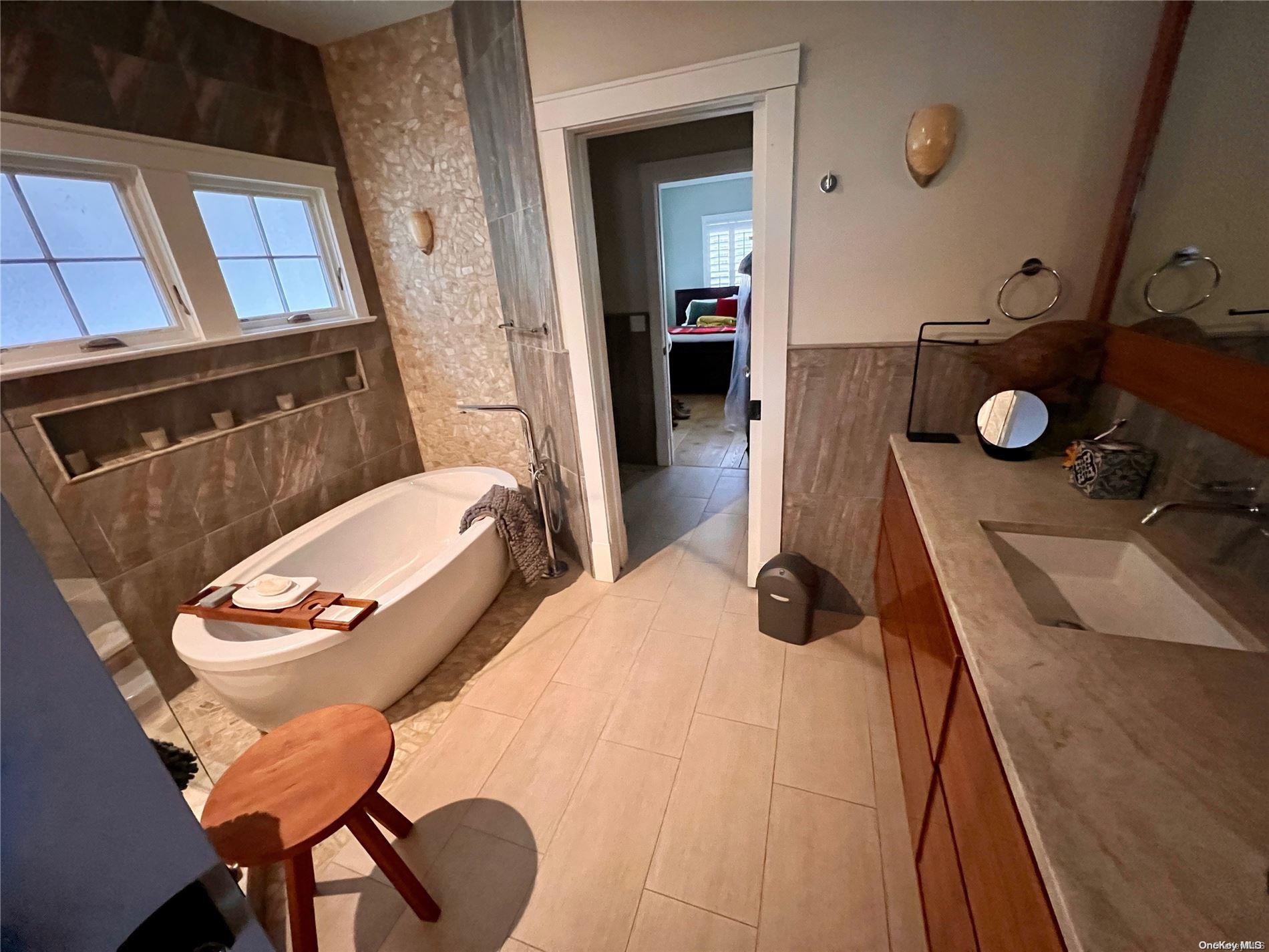 #10 photo, 36 Mineola, ナッソー郡 Point Lookout , NY 11569